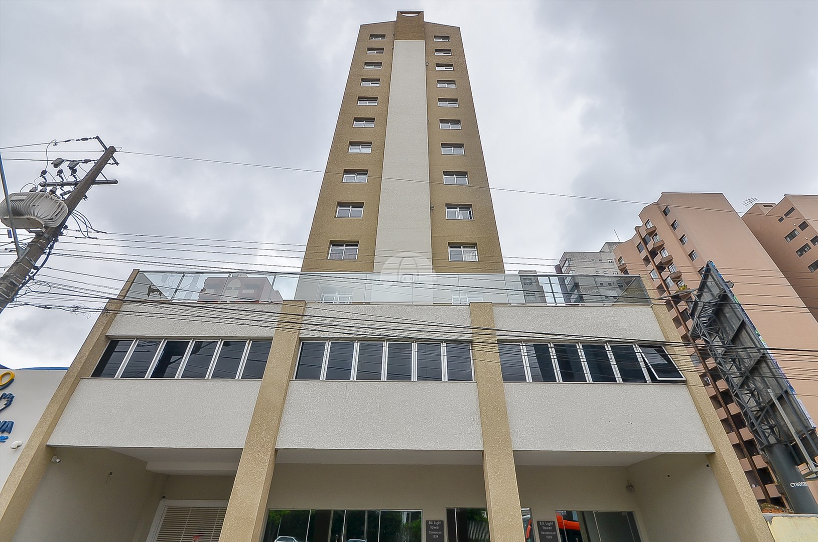 Sala/Conjunto Comercial à venda em Bacacheri, Curitiba — Portal Chave Fácil