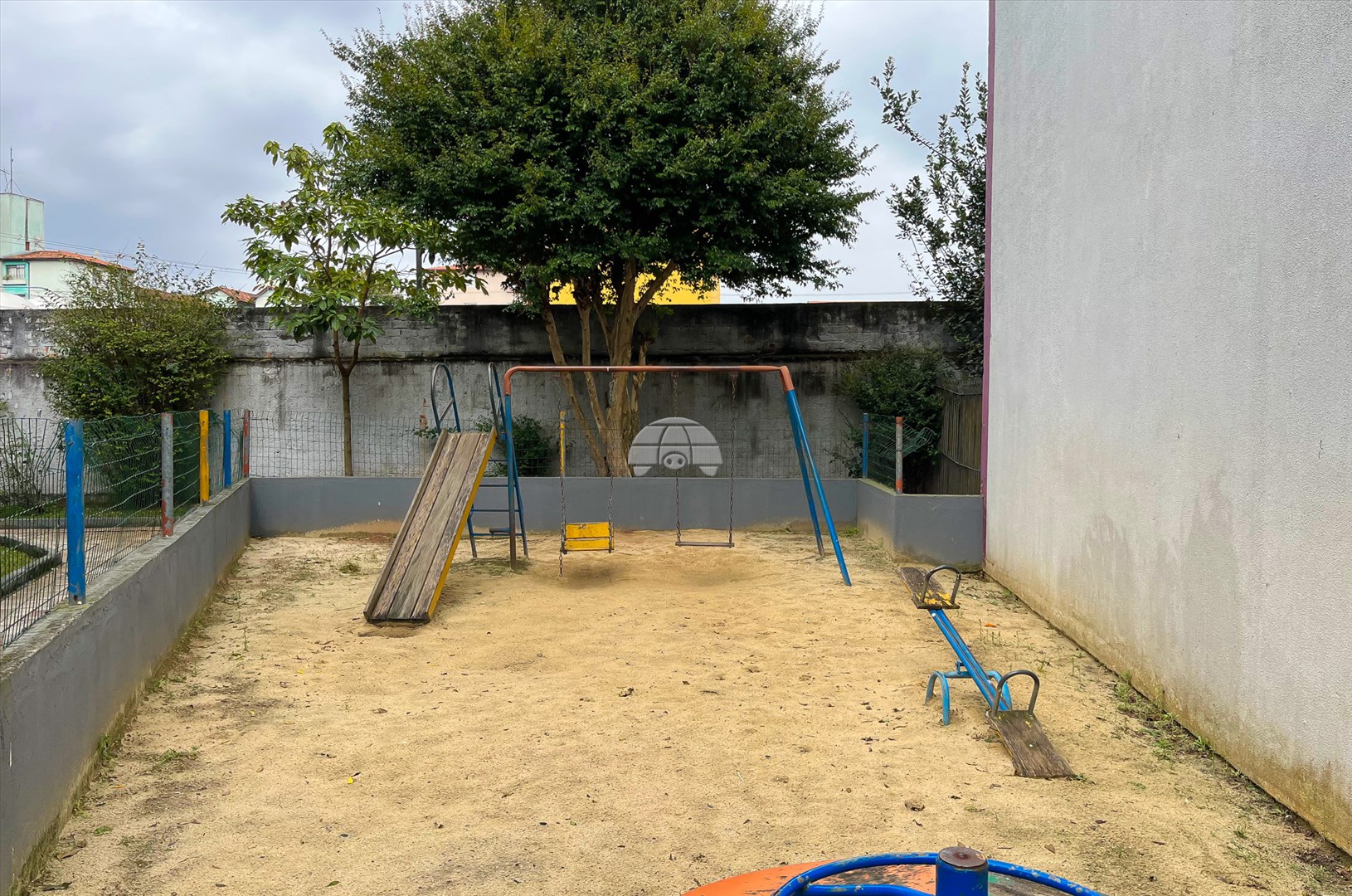 Apartamento para alugar em Cidade Industrial, Curitiba — Outrasul Imobiliária