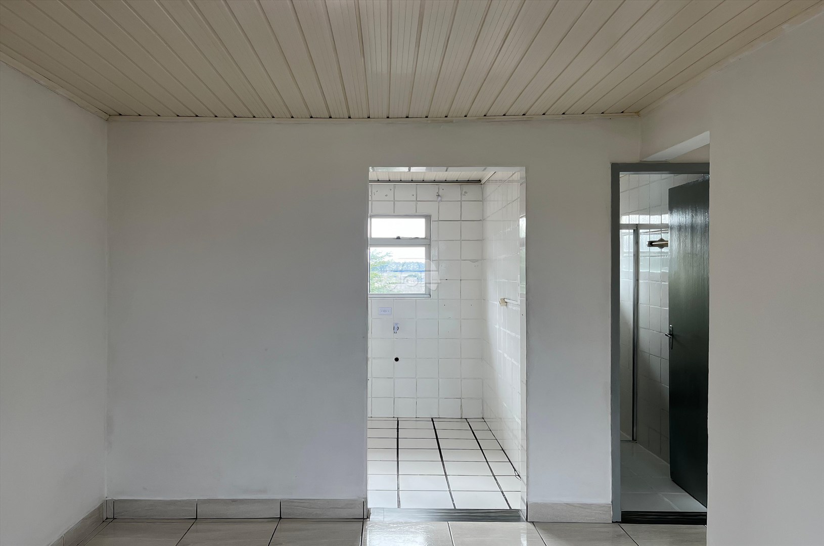 Apartamento para alugar em Cidade Industrial, Curitiba — Outrasul Imobiliária
