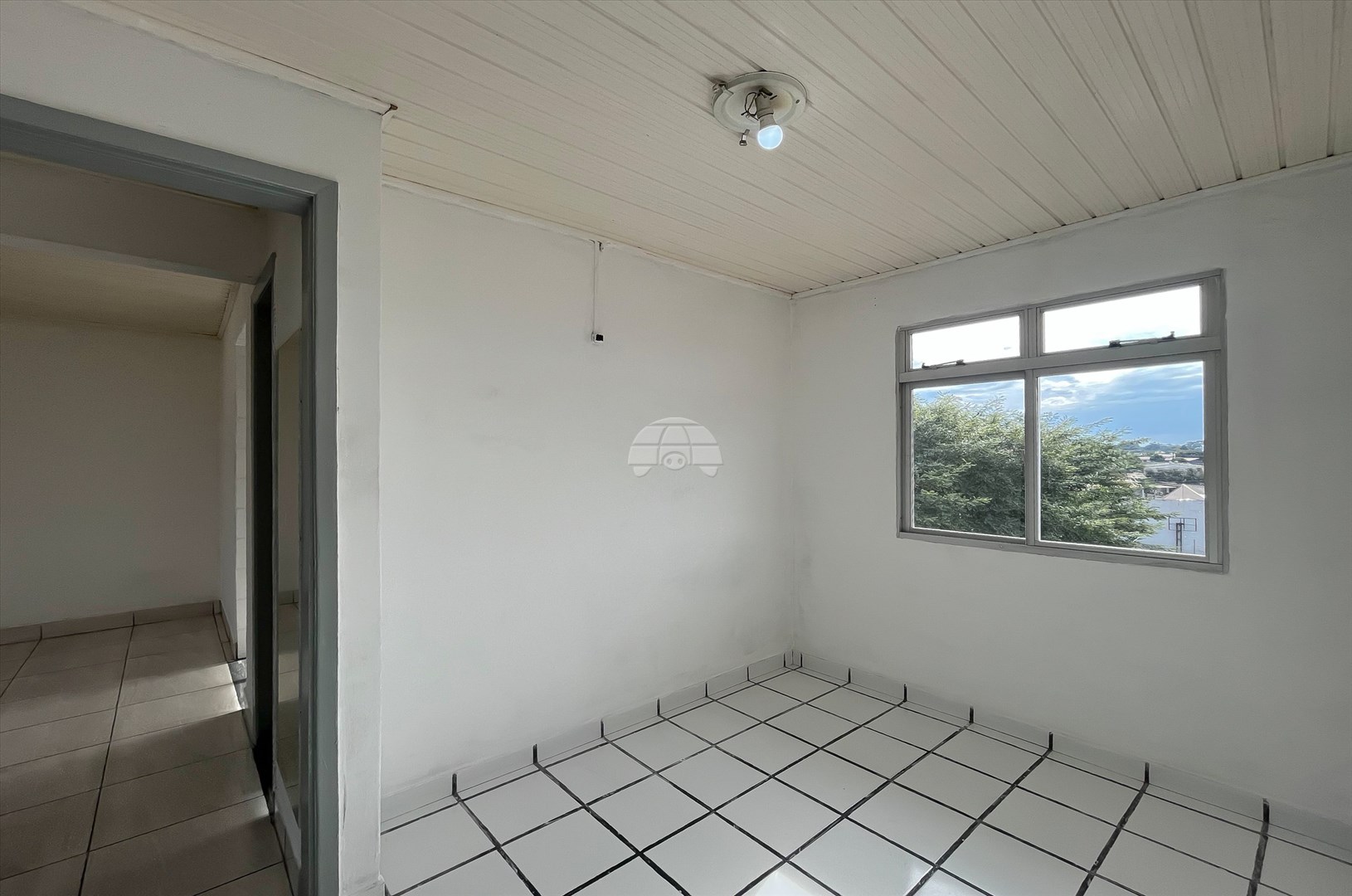 Apartamento para alugar em Cidade Industrial, Curitiba — Outrasul Imobiliária