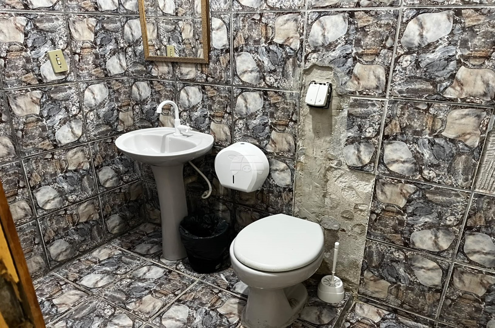 Sala/Conjunto Comercial para alugar em Continental, Itapoá — Portal Chave Fácil