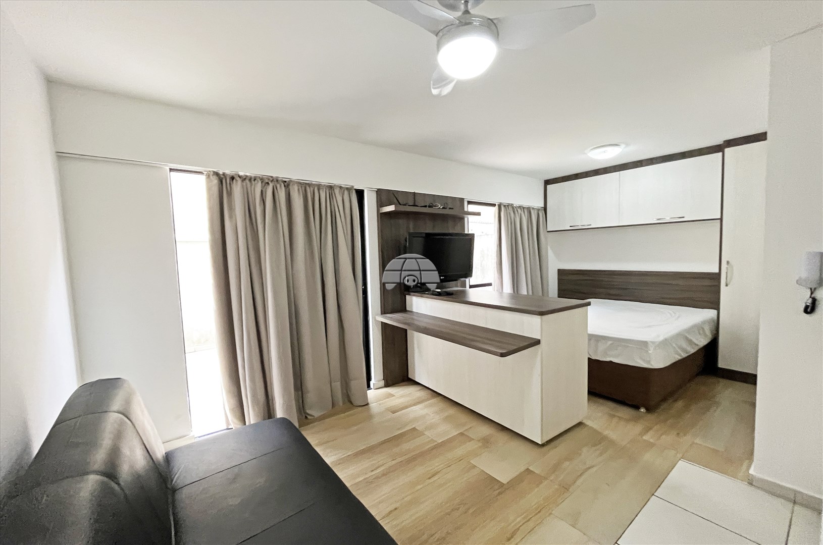Studio Residencial para Locação no Bairro Centro ref. 107919 (2 / 10)