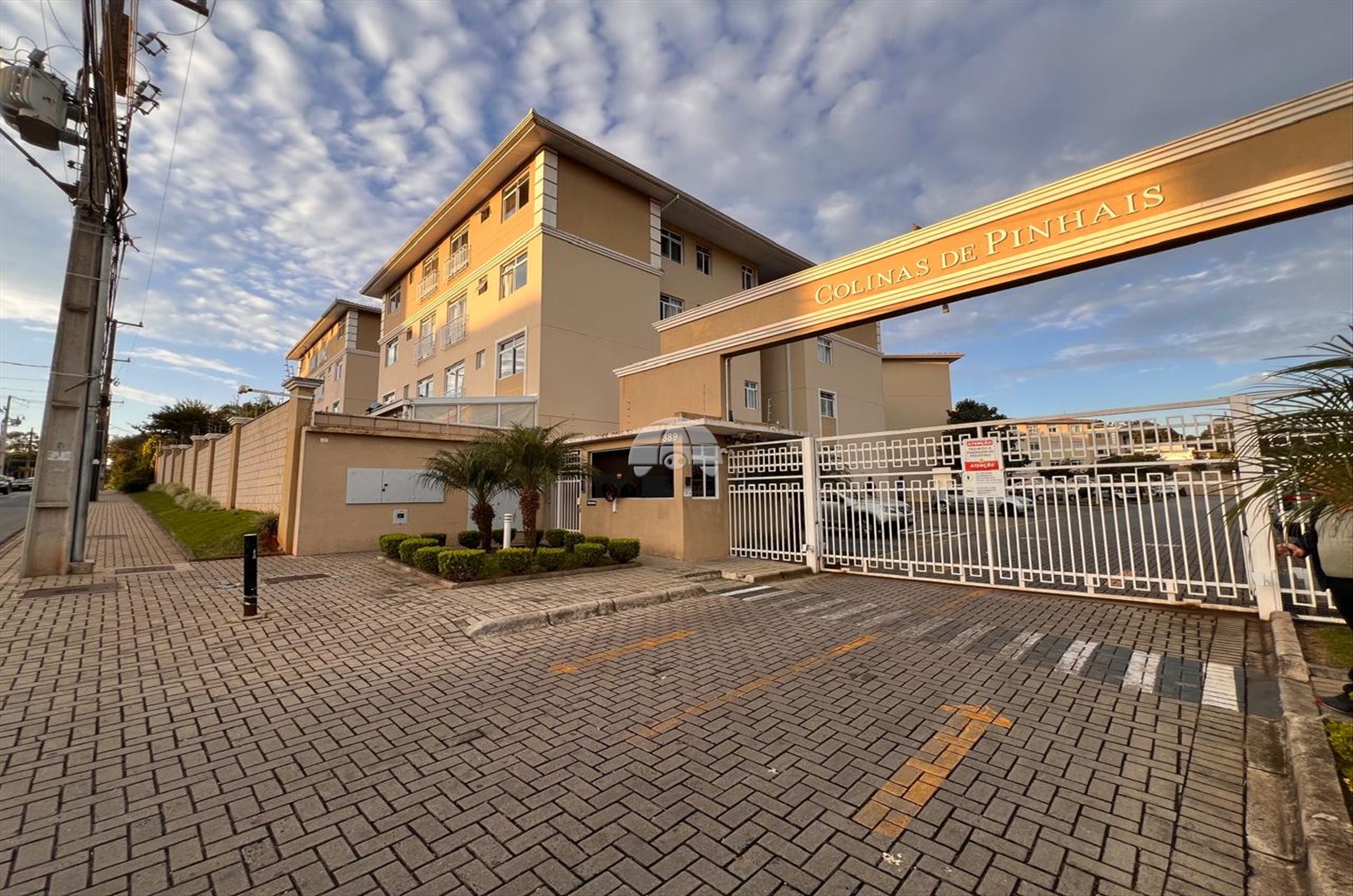Apartamento para alugar em Jardim Amélia, Pinhais — Portal Chave Fácil