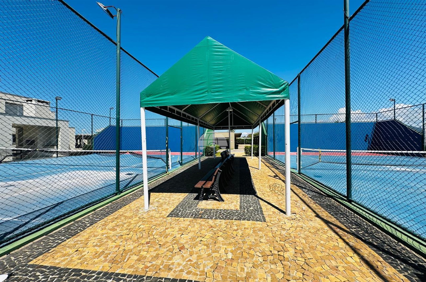 Apartamento à venda em Balneario Flórida, Matinhos — Portal Chave Fácil