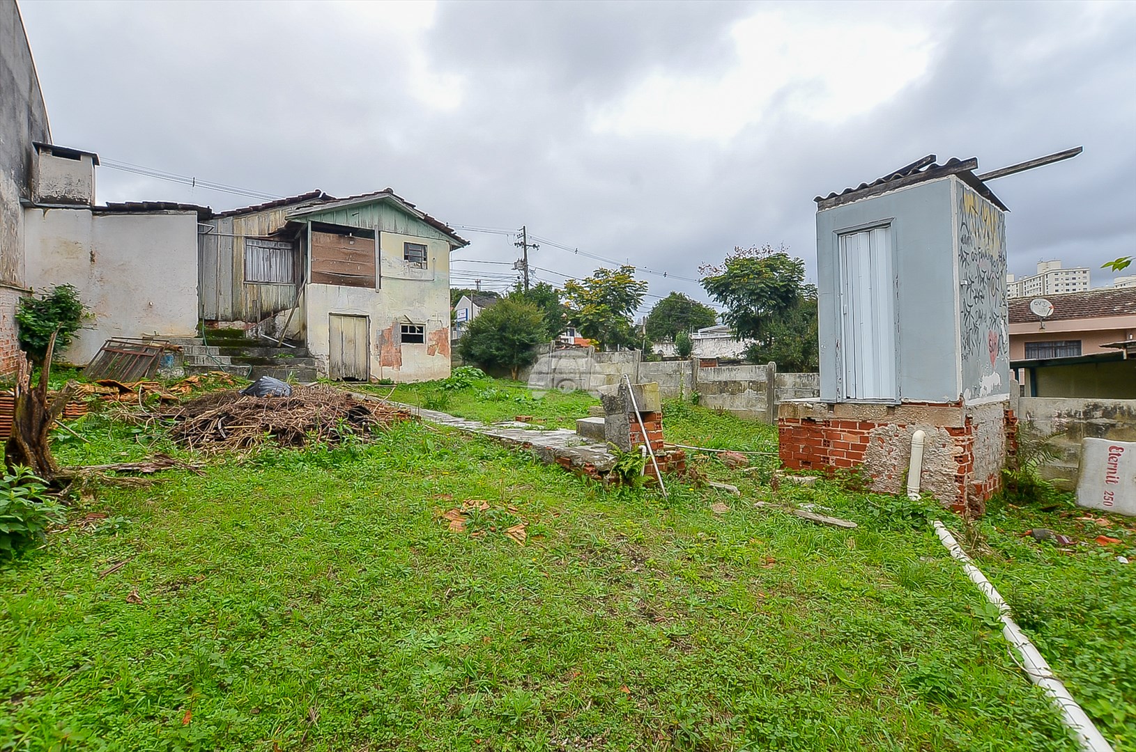 Terreno/Área à venda em Tingui, Curitiba — Portal Chave Fácil