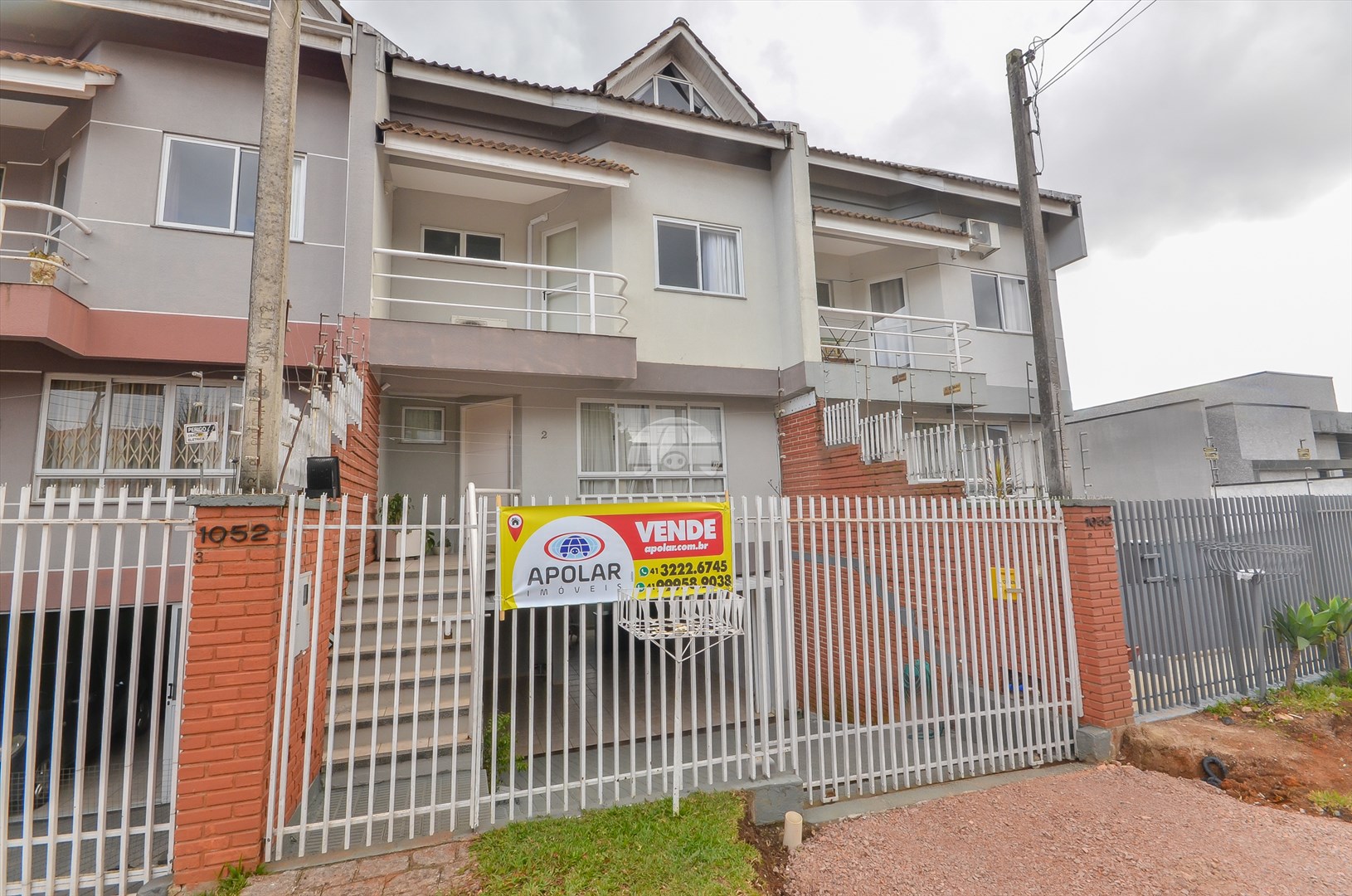 Sobrado à venda em Xaxim, Curitiba — Portal Chave Fácil