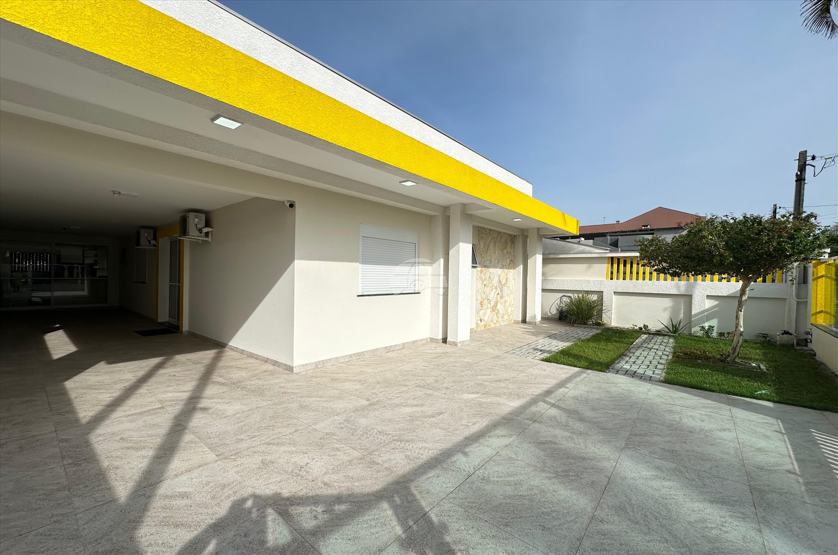Casa à venda em Betaras, Matinhos — Portal Chave Fácil