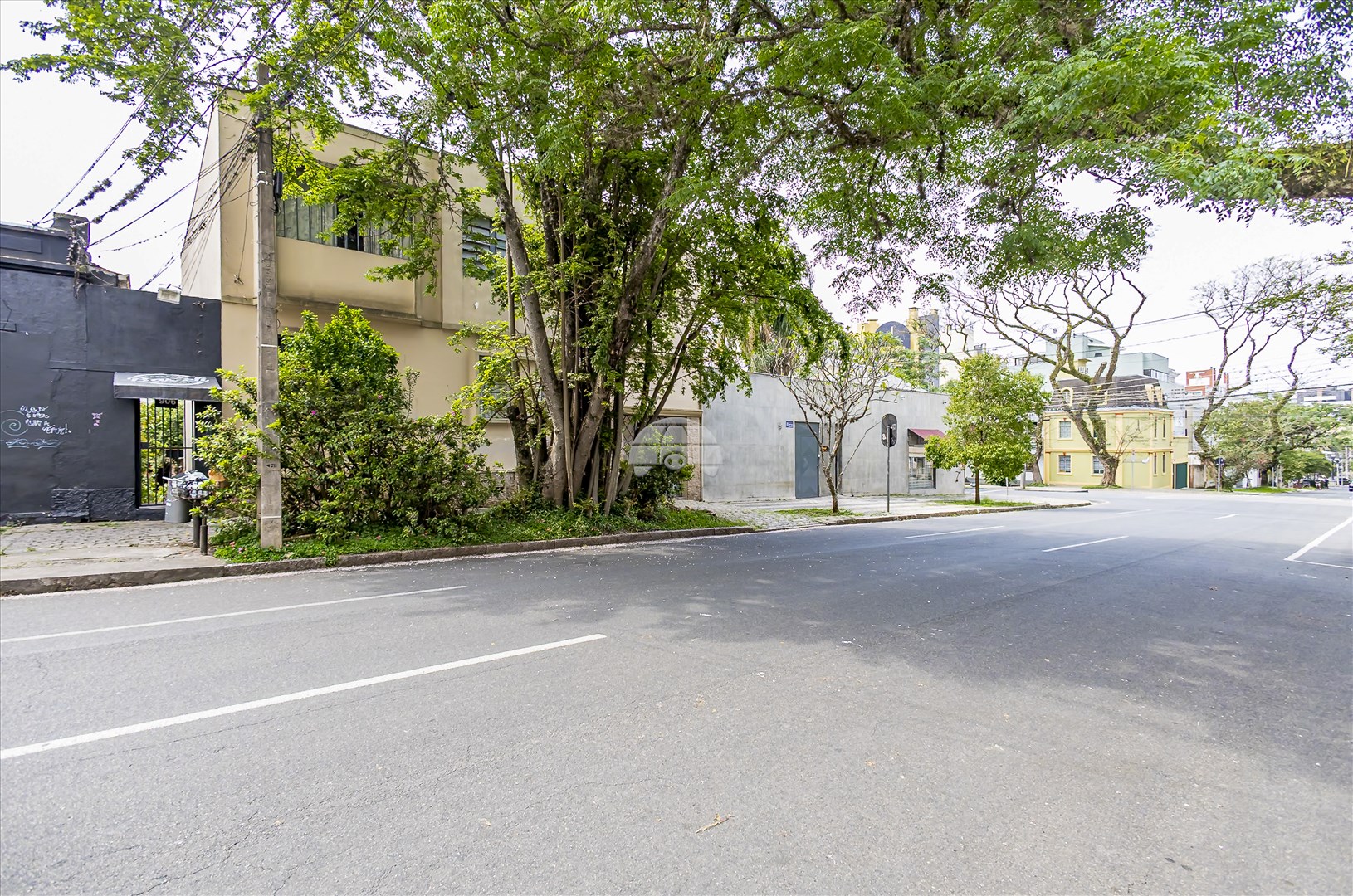 Casa à venda em Bigorrilho, Curitiba — Portal Chave Fácil