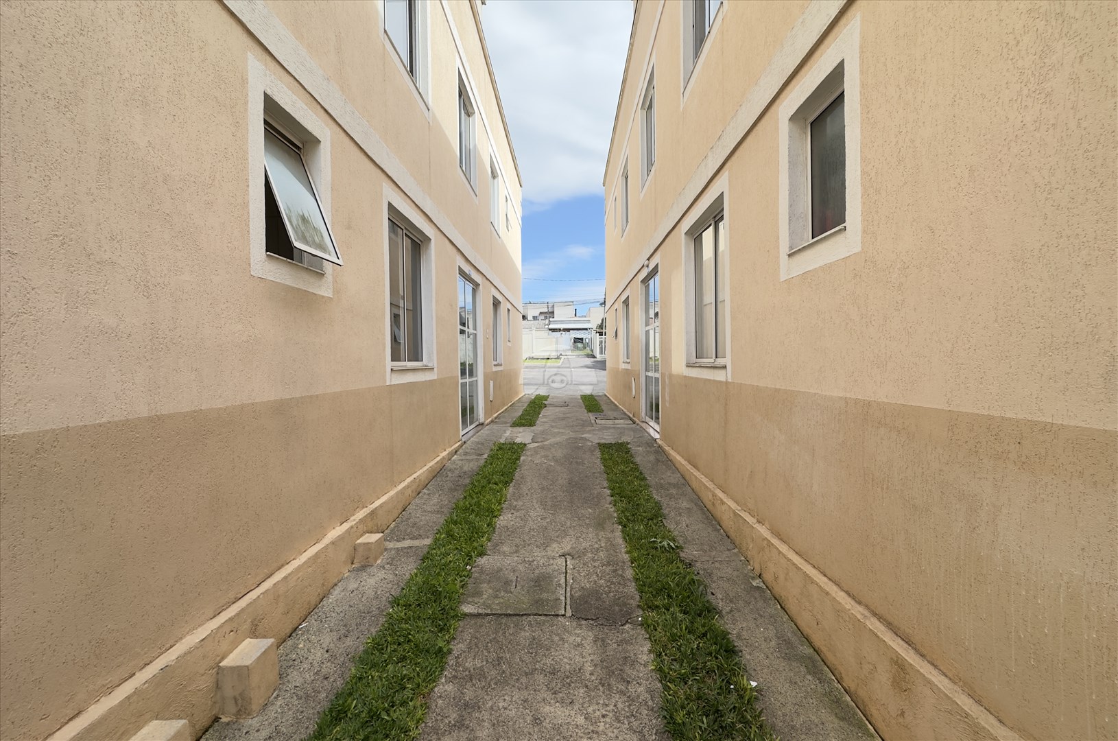 Apartamento para alugar em Osvaldo Florencio Ribeiro, Campina Grande do Sul — Portal Chave Fácil
