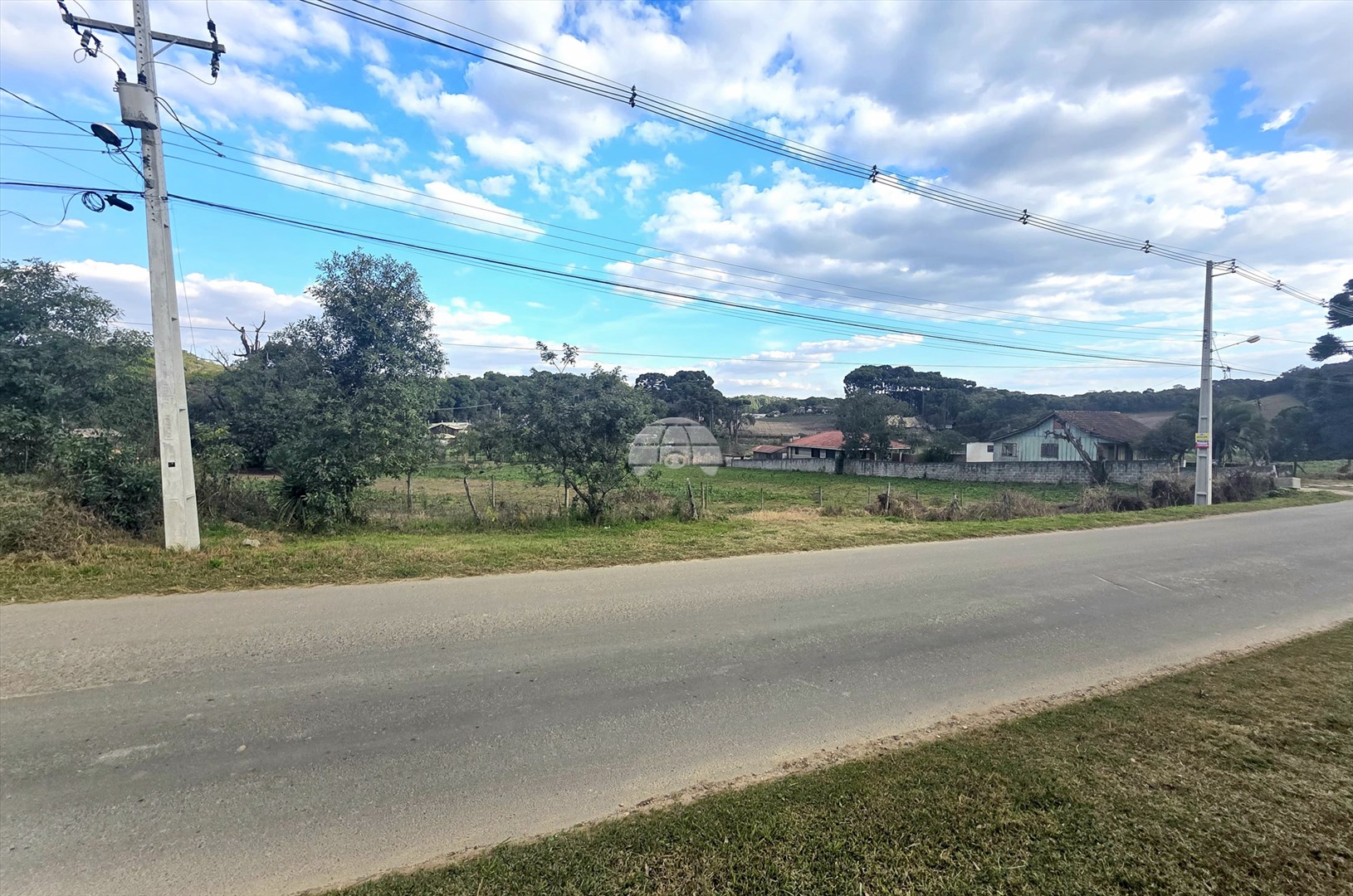 Terreno/Área à venda em Uvarana, Colombo — Portal Chave Fácil