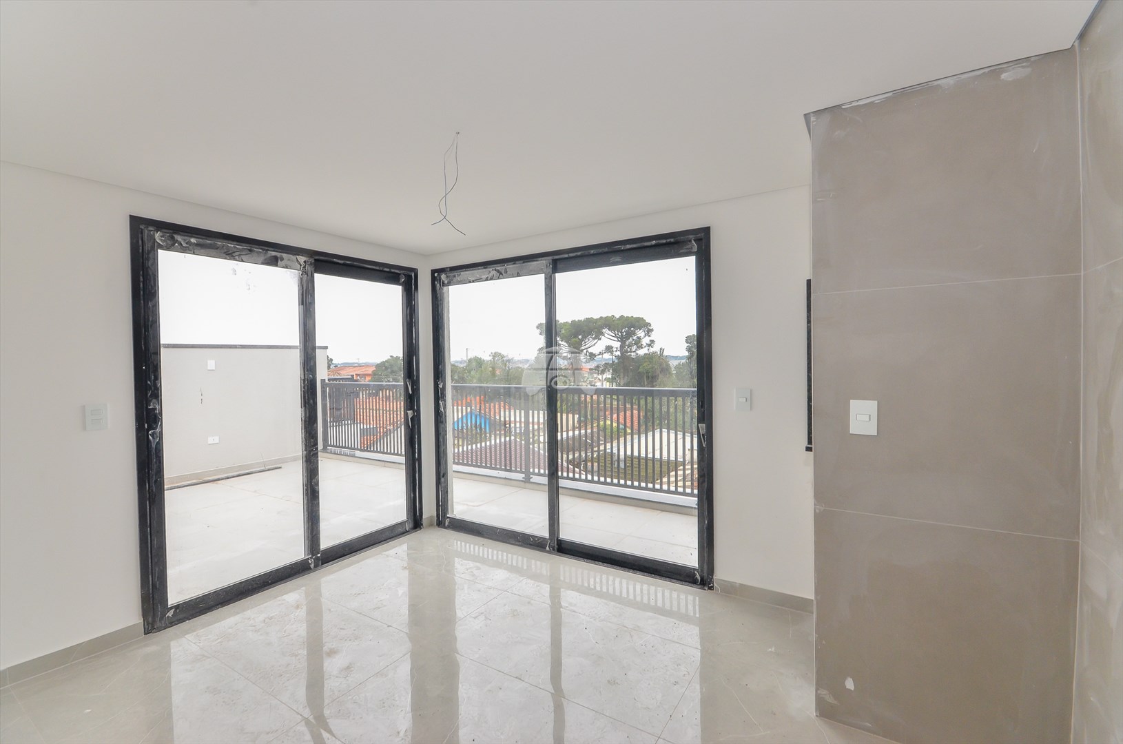 Sobrado Residencial para Venda no Bairro Xaxim ref. 953754 (10 / 10)