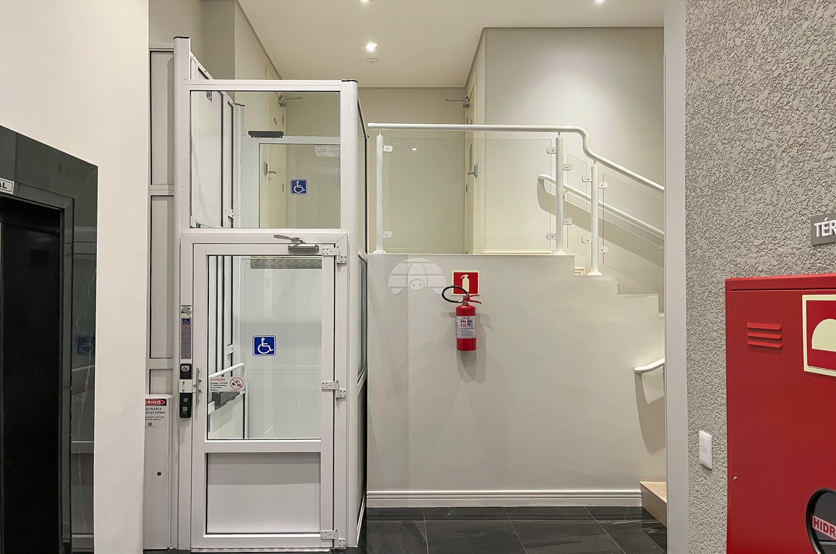 Apartamento para alugar em Alto Da Rua Xv, Curitiba — Portal Chave Fácil