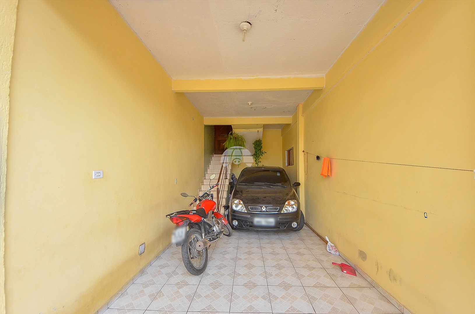 Casa à venda em Sítio Cercado, Curitiba — Portal Chave Fácil