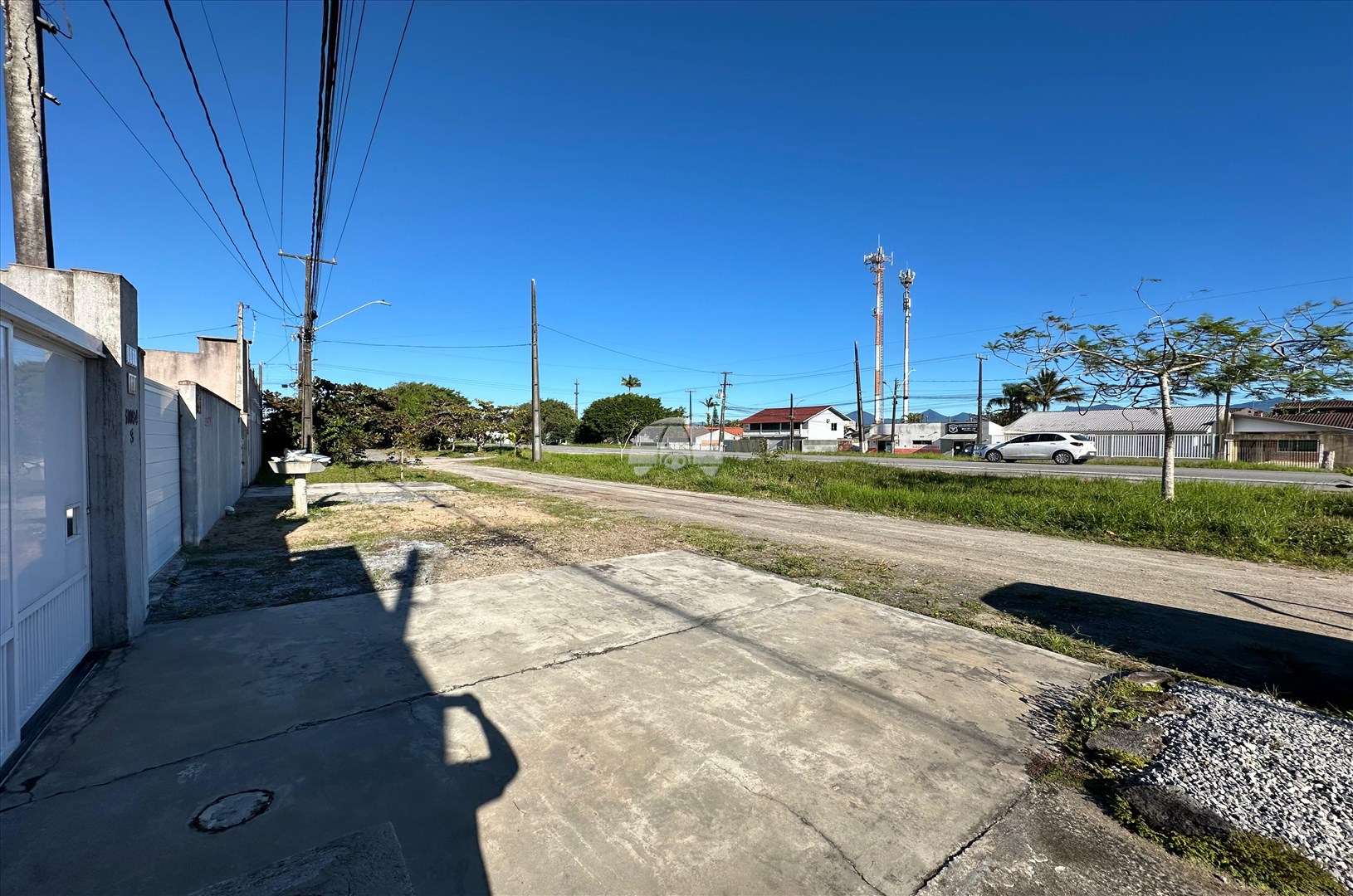 Sobrado à venda em Balneário Caravelas, Matinhos — Portal Chave Fácil