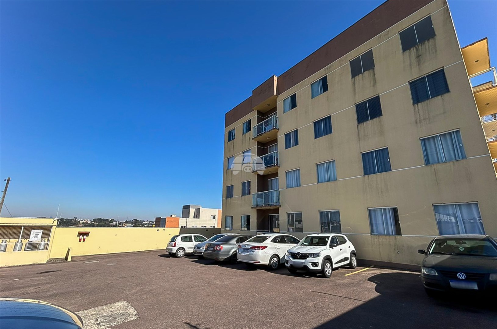 Apartamento à venda em Vila Guarani, Colombo — Portal Chave Fácil