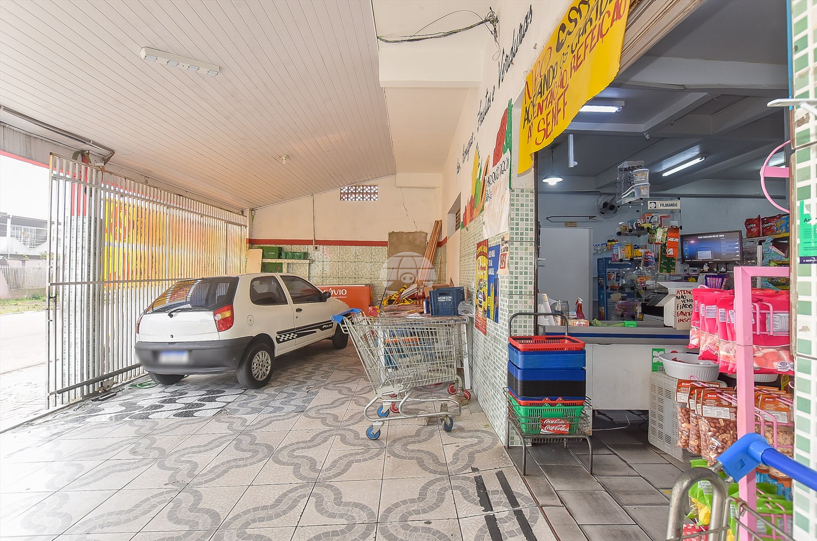Sala/Conjunto Comercial à venda em Sítio Cercado, Curitiba — Portal Chave Fácil