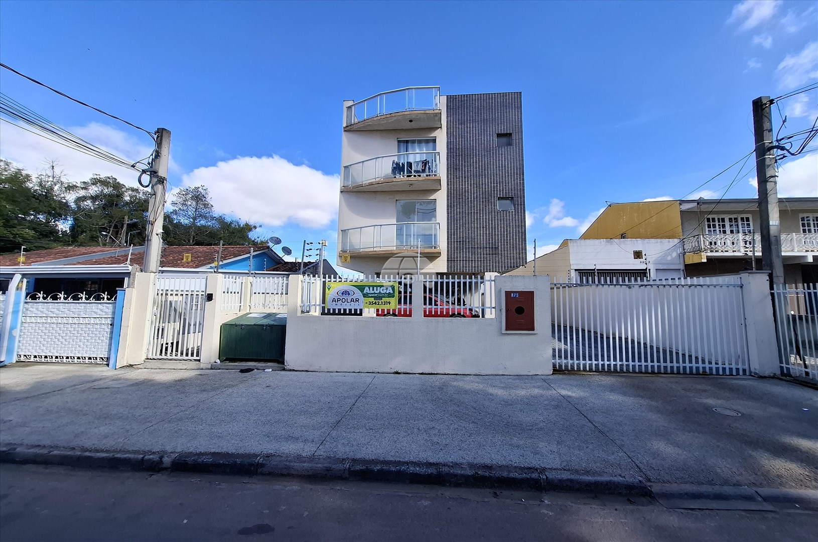 Apartamento para alugar em Vargem Grande, Pinhais — Portal Chave Fácil