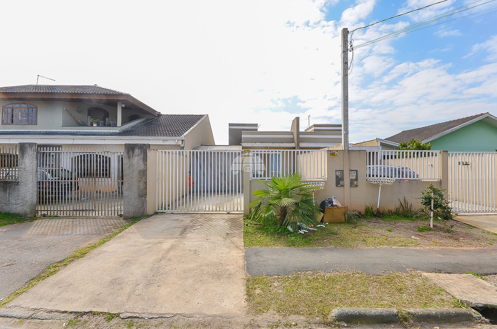 Casa à venda em Jardim Guarujá, Colombo — Portal Chave Fácil