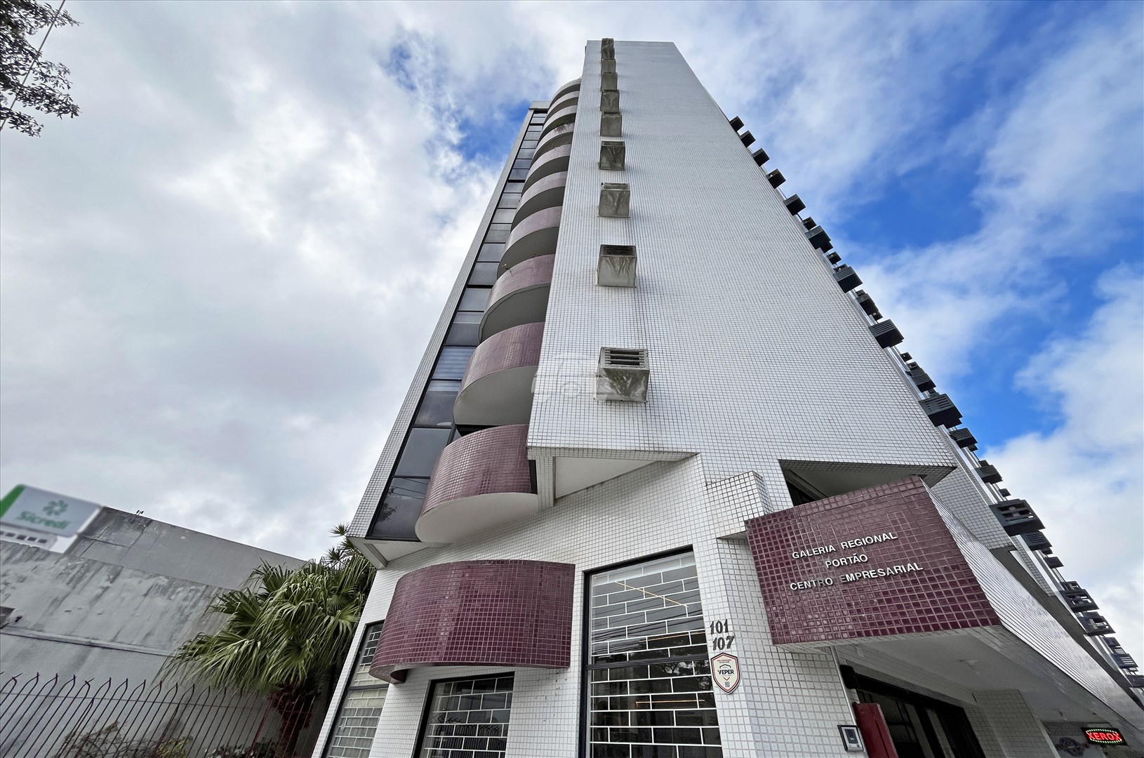 Sala/Conjunto Comercial para alugar em Portão, Curitiba — Portal Chave Fácil