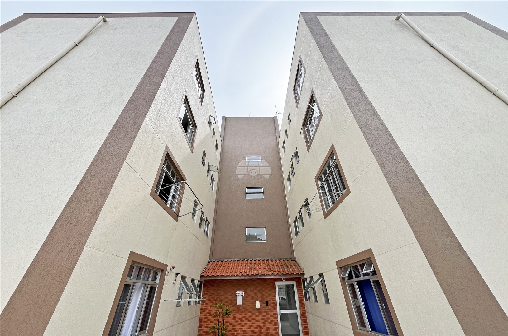 Apartamento para alugar em Boqueirão, Curitiba — Portal Chave Fácil