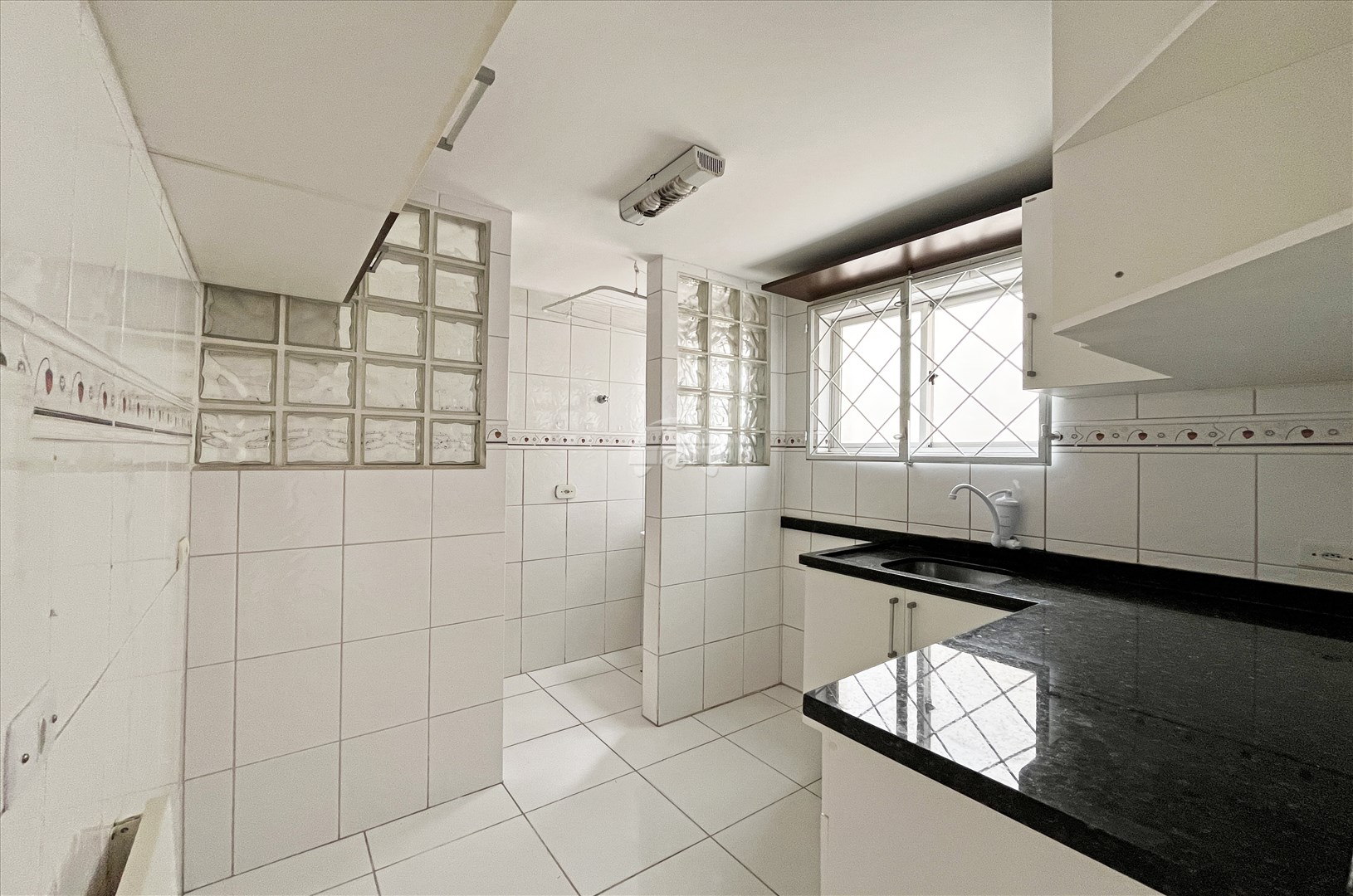 Apartamento para alugar em Boqueirão, Curitiba — Portal Chave Fácil
