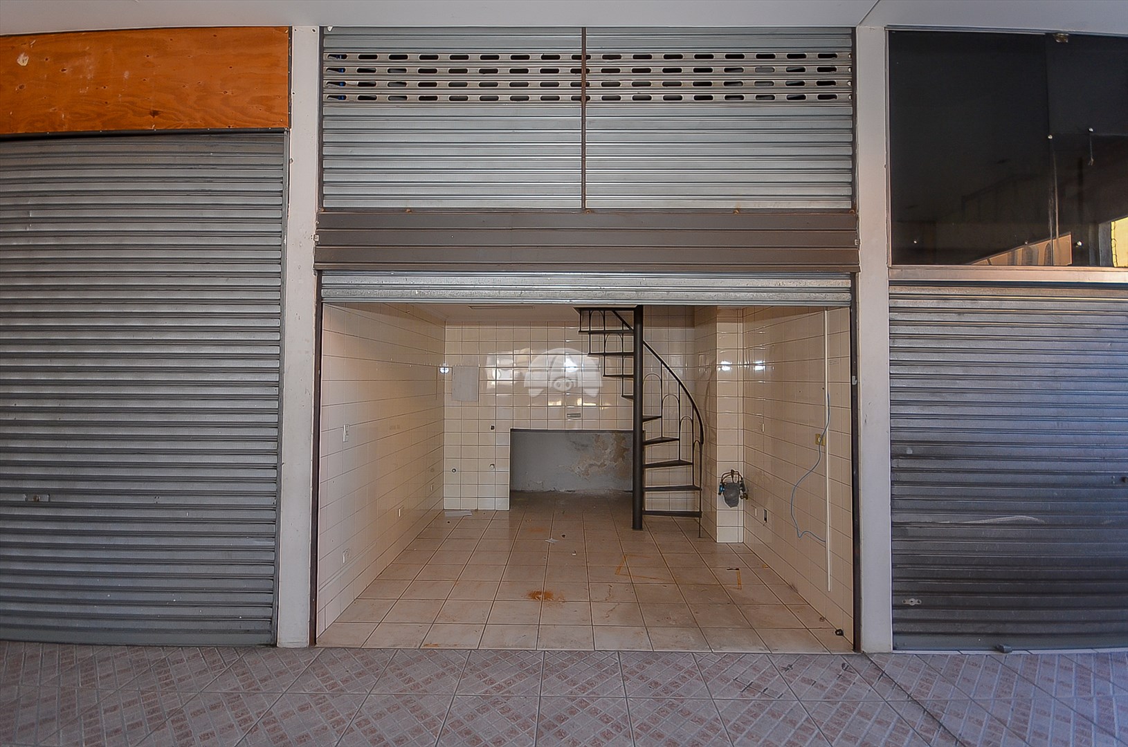 Sala/Conjunto Comercial à venda em Centro, Curitiba — Portal Chave Fácil