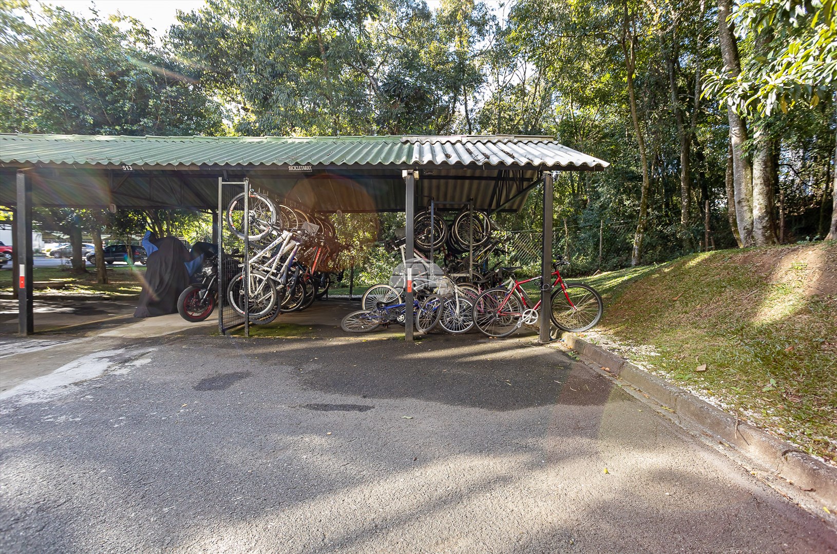 Apartamento à venda em Campo Comprido, Curitiba — UNA