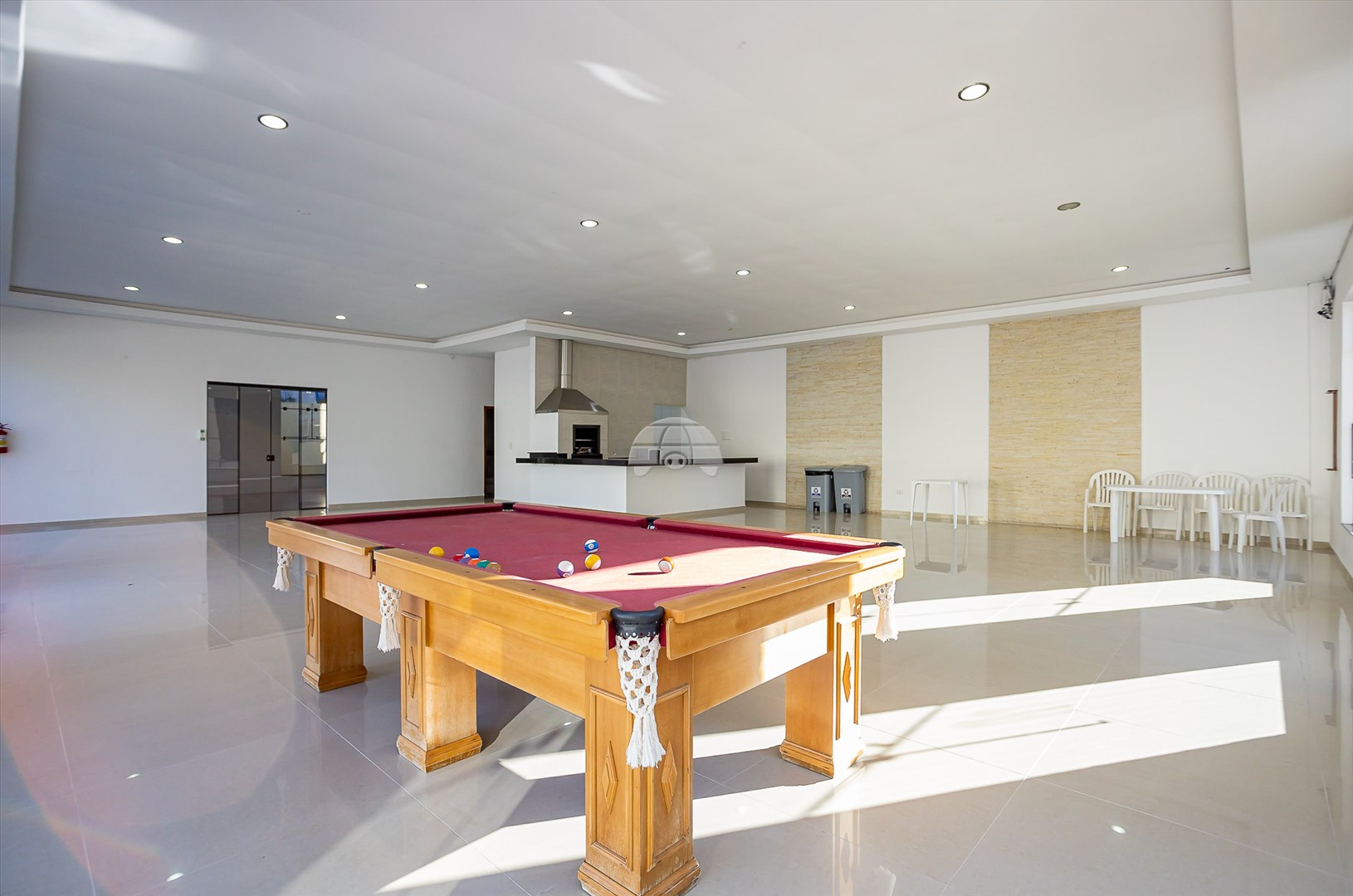 Apartamento à venda em Campo Comprido, Curitiba — UNA