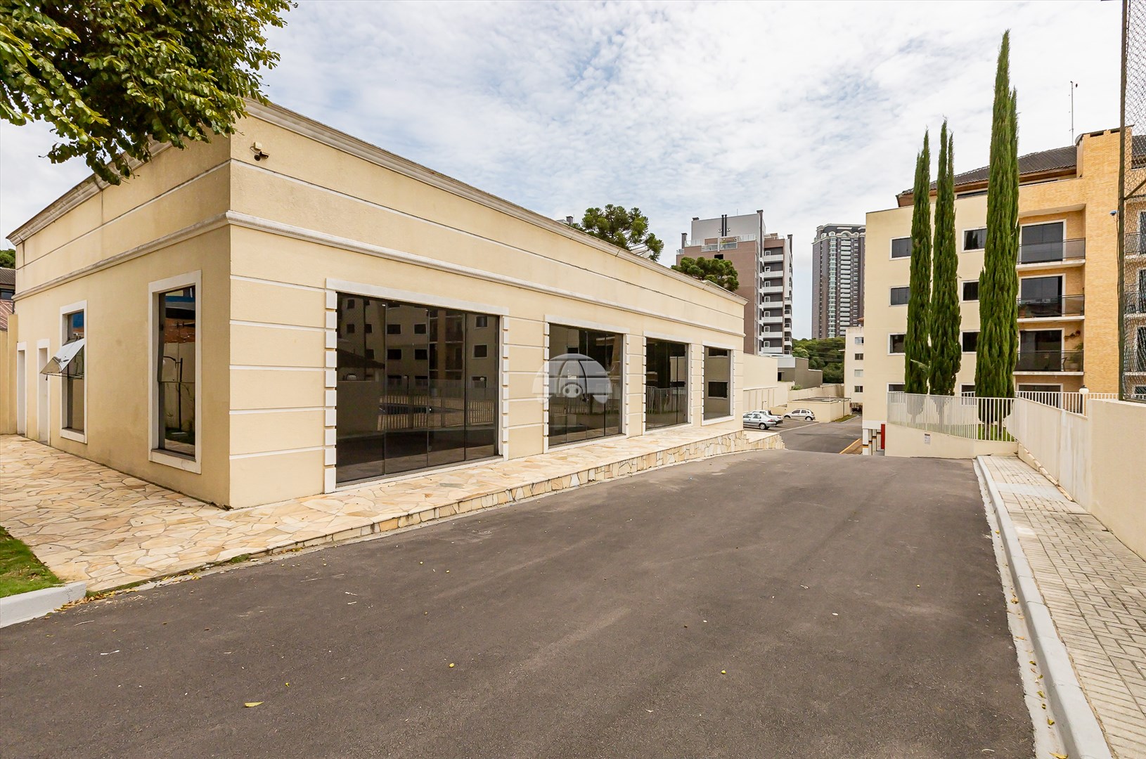Apartamento à venda em Campo Comprido, Curitiba — UNA