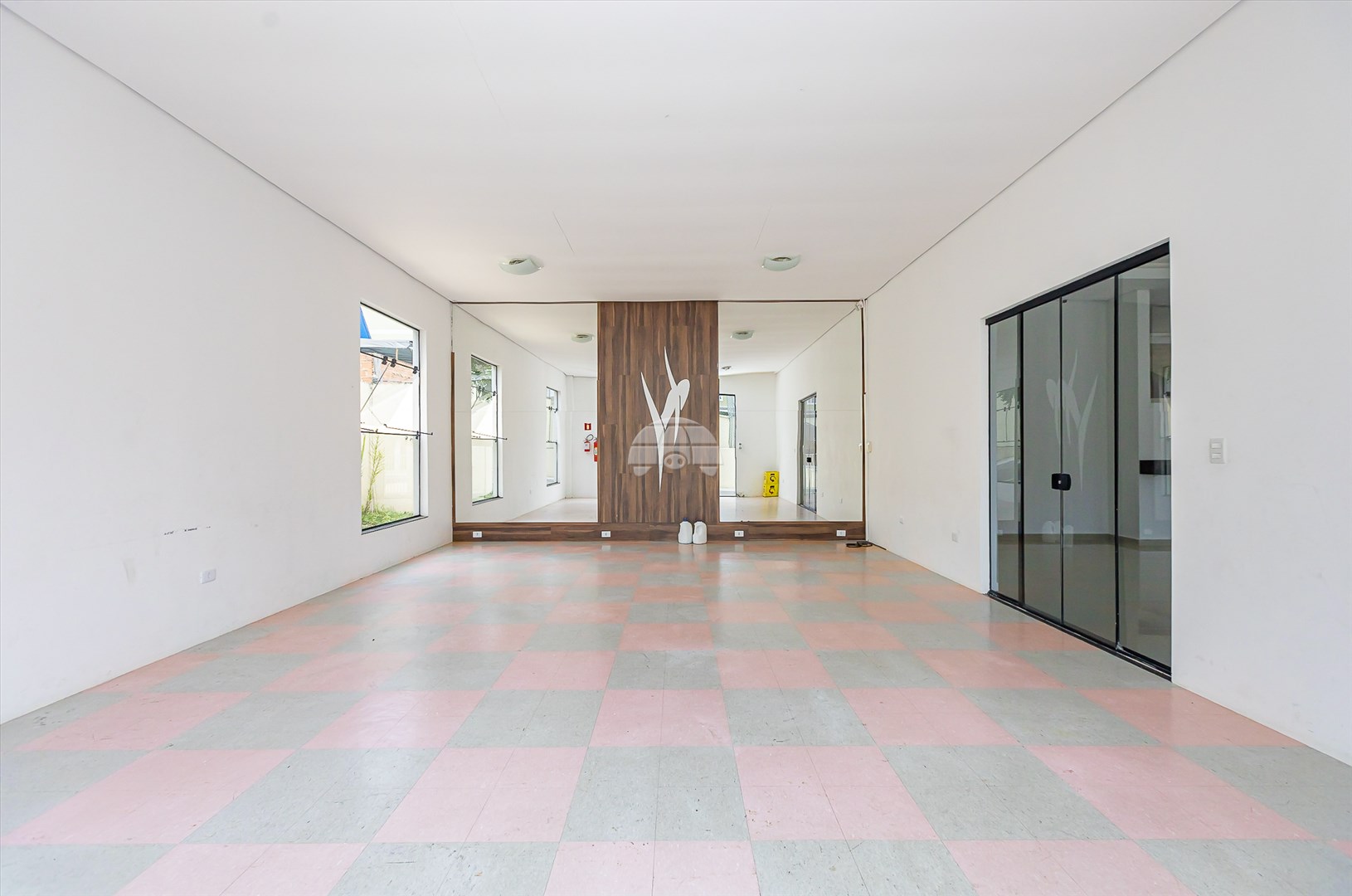 Apartamento à venda em Campo Comprido, Curitiba — UNA