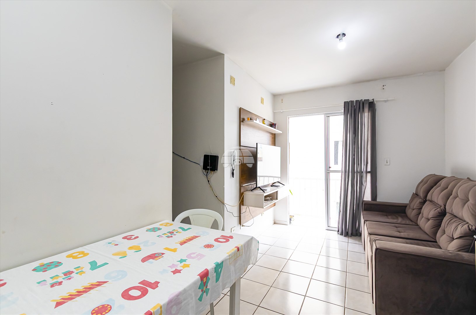 Apartamento à venda em Campo Comprido, Curitiba — UNA
