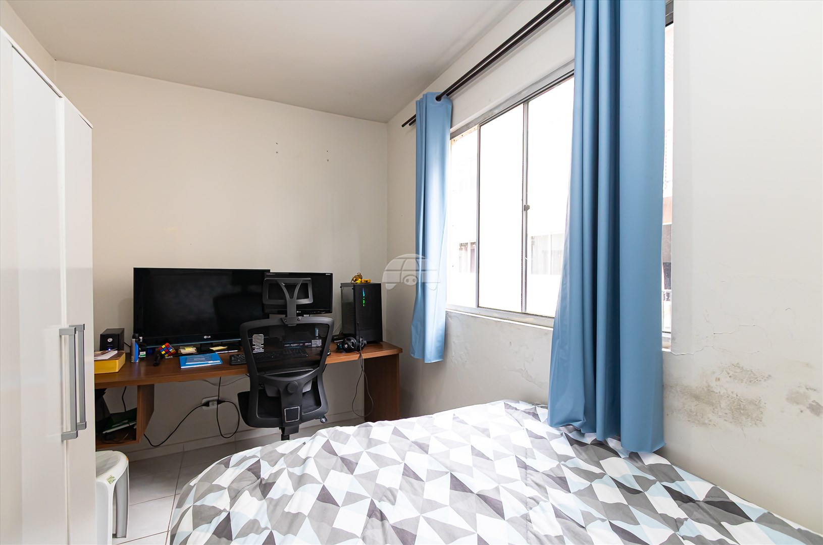 Apartamento à venda em Campo Comprido, Curitiba — UNA