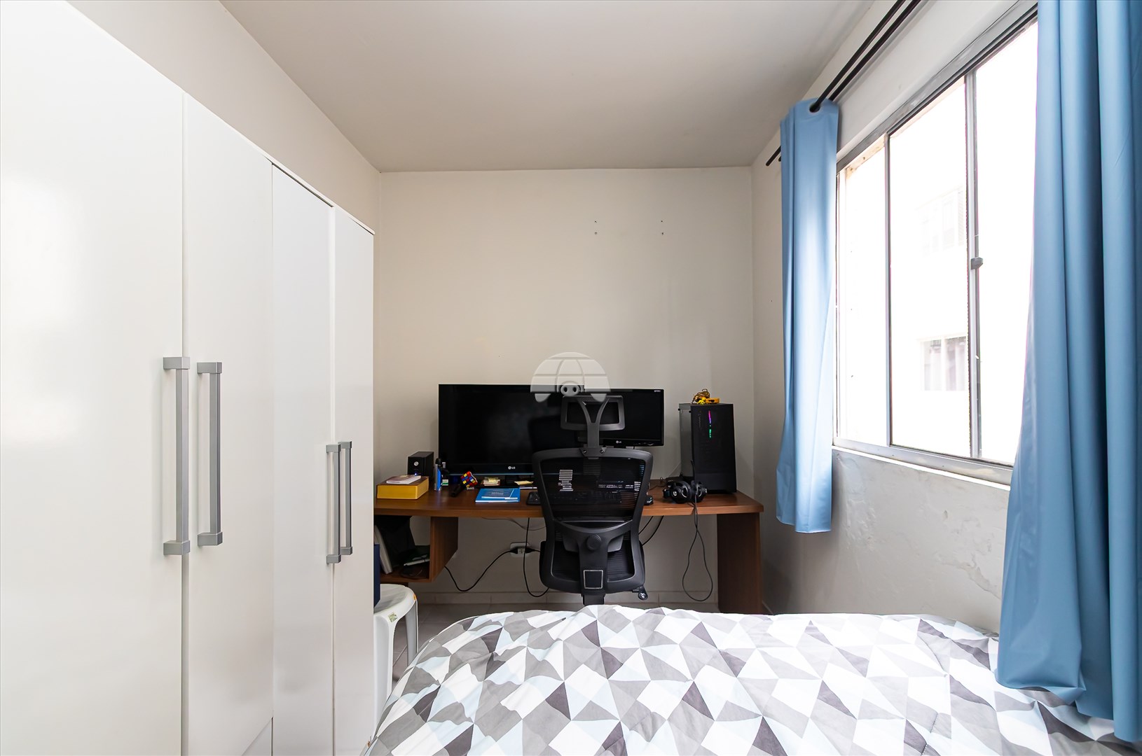 Apartamento à venda em Campo Comprido, Curitiba — UNA