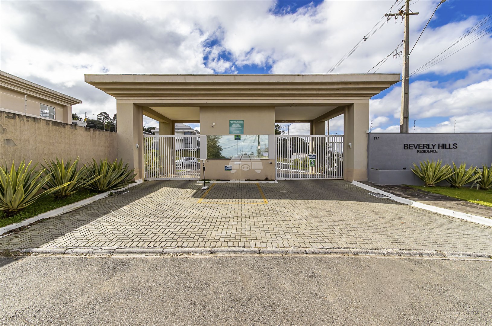 Casa à venda em Jardim Amélia, Pinhais — Portal Chave Fácil