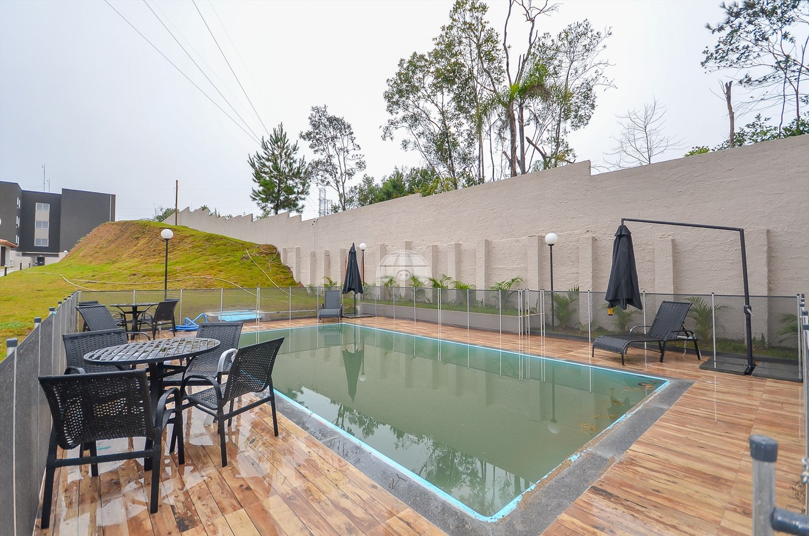 Apartamento à venda em Lamenha Grande, Almirante Tamandaré — Portal Chave Fácil