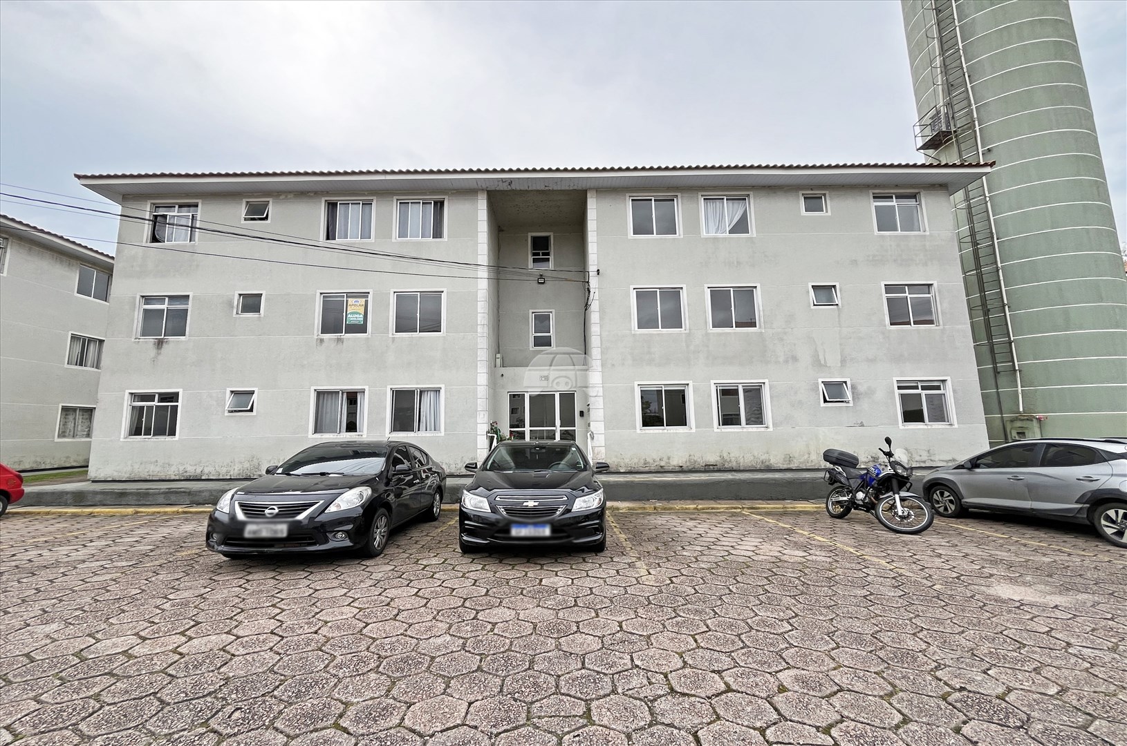 Apartamento para alugar em Uberaba, Curitiba — Portal Chave Fácil
