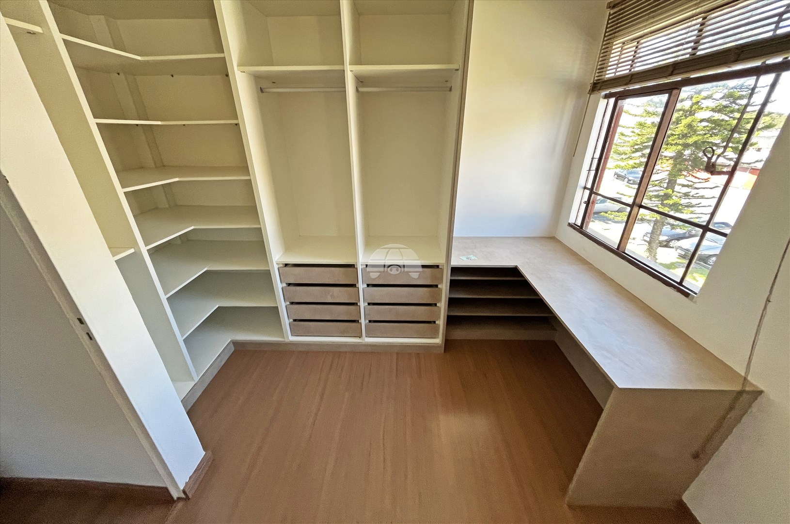 Apartamento para alugar em Barreirinha, Curitiba — Construa Assessoria Imobiliária