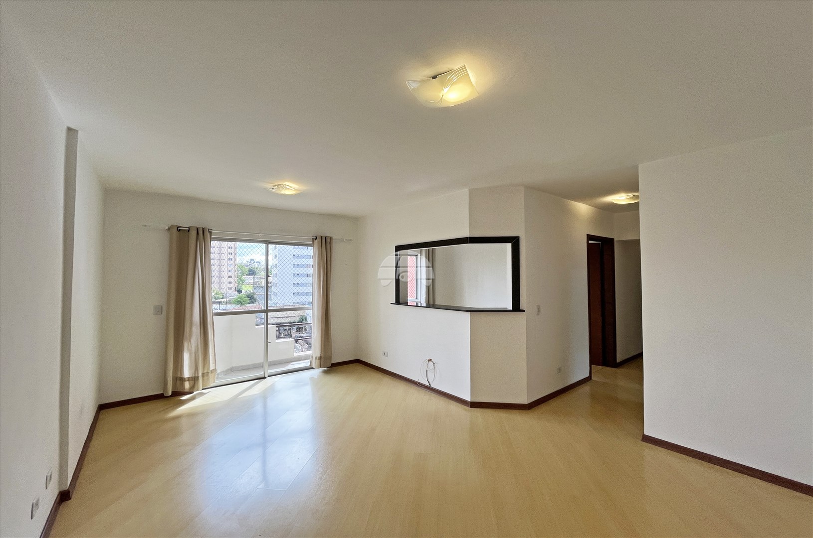 Apartamento para alugar em Cristo Rei, Curitiba — Portal Chave Fácil