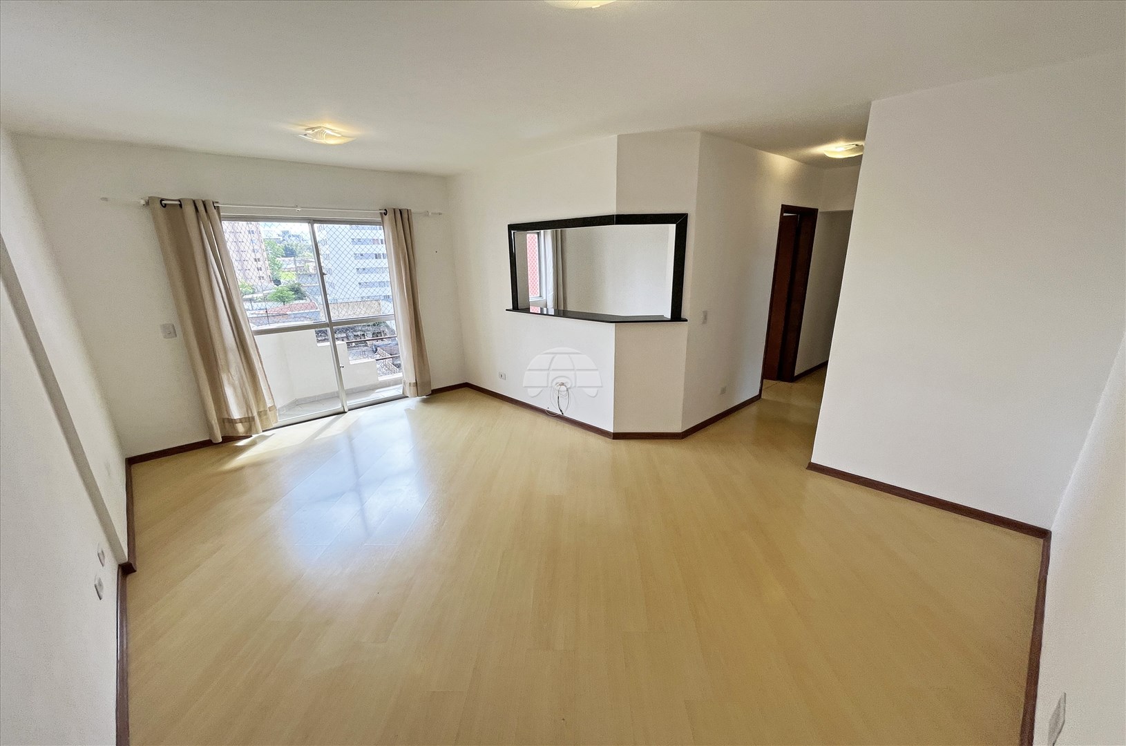 Apartamento para alugar em Cristo Rei, Curitiba — Portal Chave Fácil