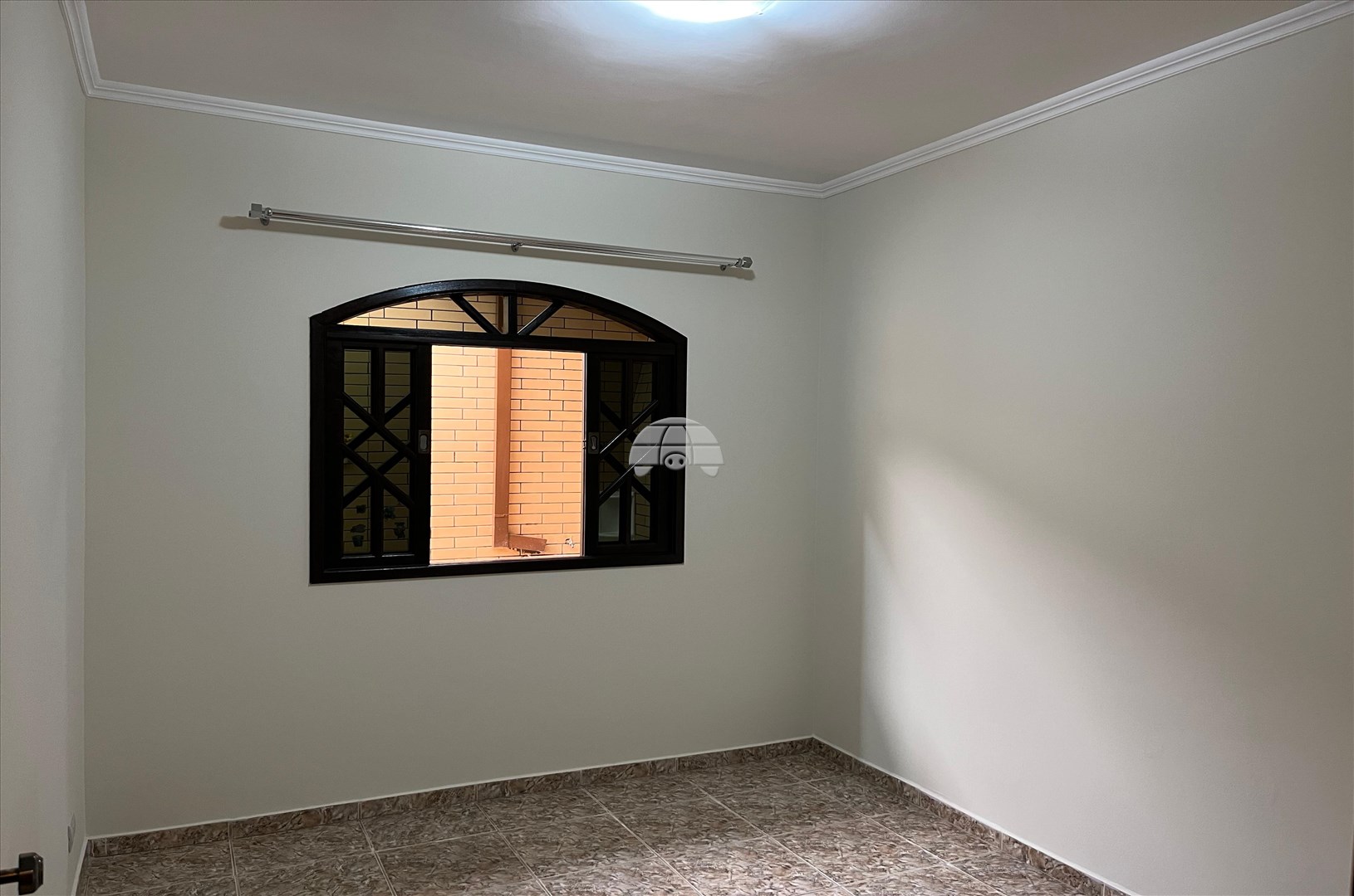 Casa à venda em Taboão, Curitiba — Portal Chave Fácil