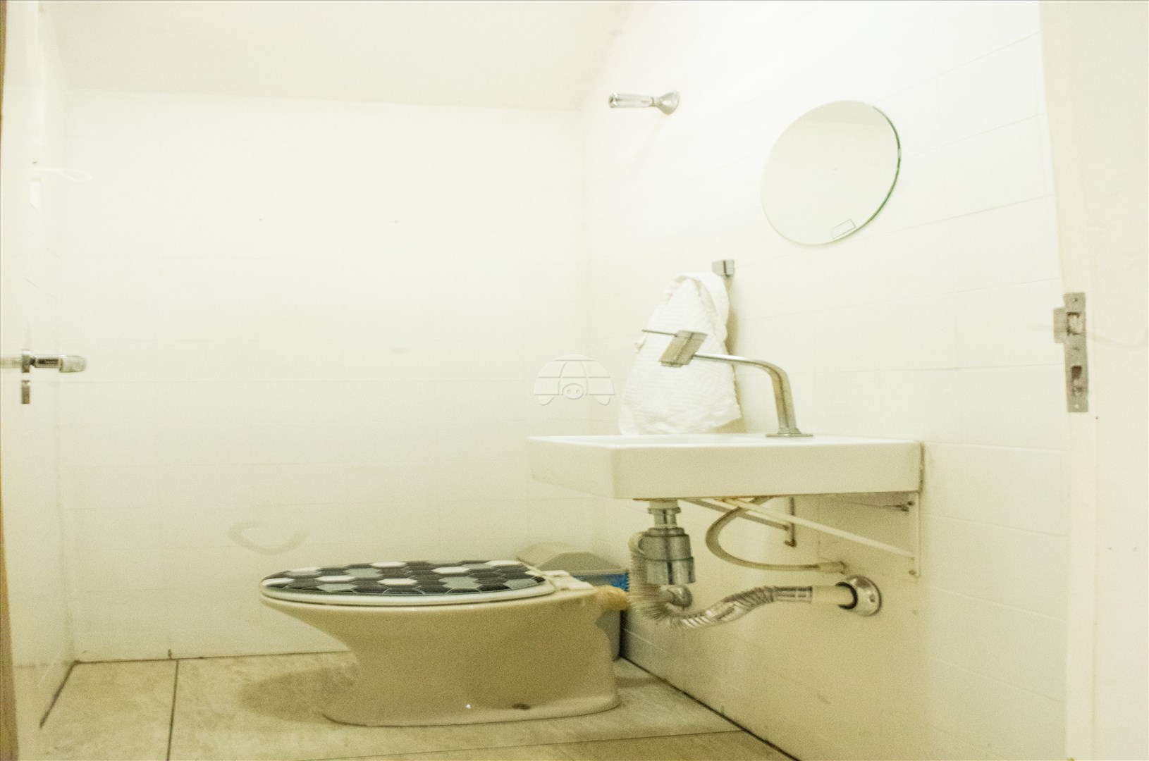 Casa à venda em Hauer, Curitiba — Portal Chave Fácil