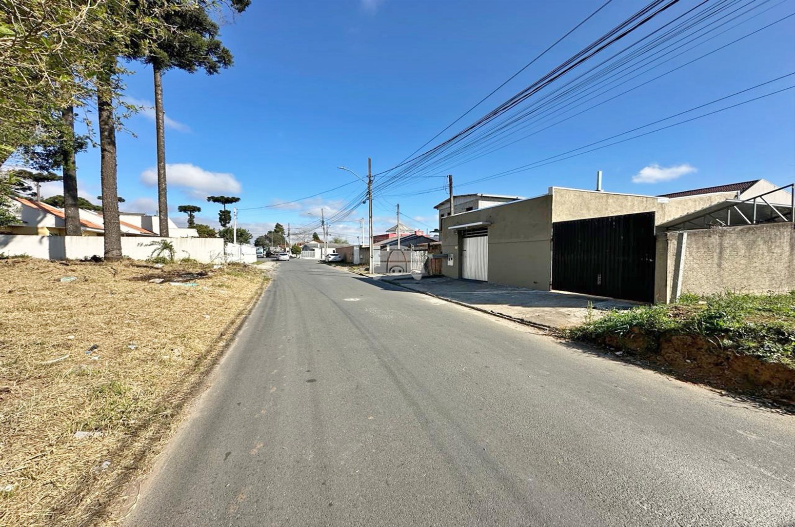 Terreno/Área para alugar em Palmital, Colombo — Portal Chave Fácil
