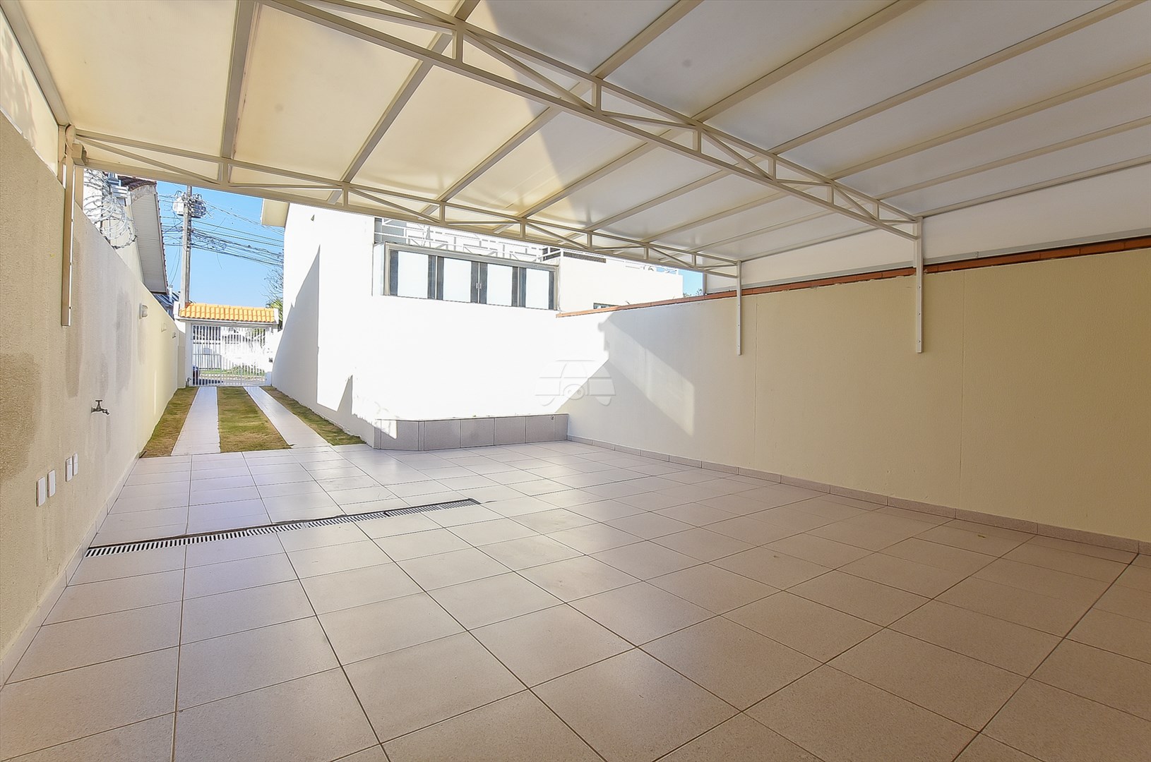 Casa à venda em Xaxim, Curitiba — Portal Chave Fácil