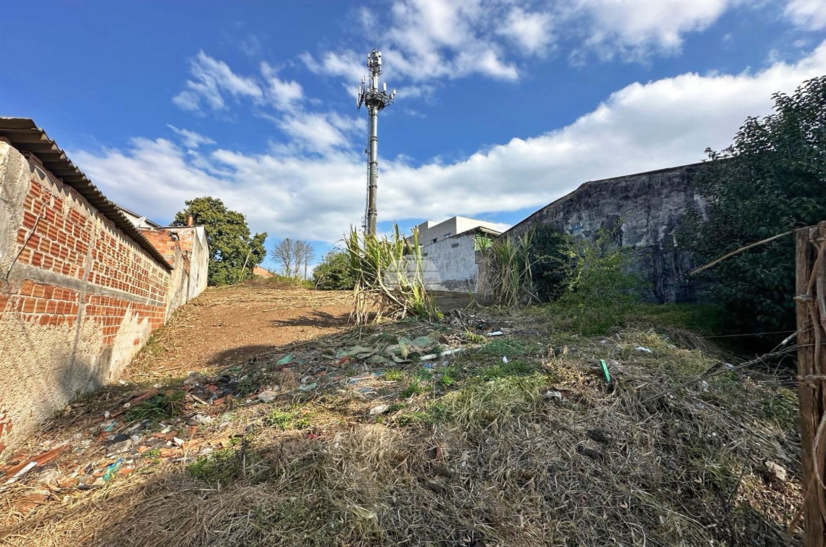 Terreno/Área para alugar em Jardim Bandeirantes, Colombo — Portal Chave Fácil