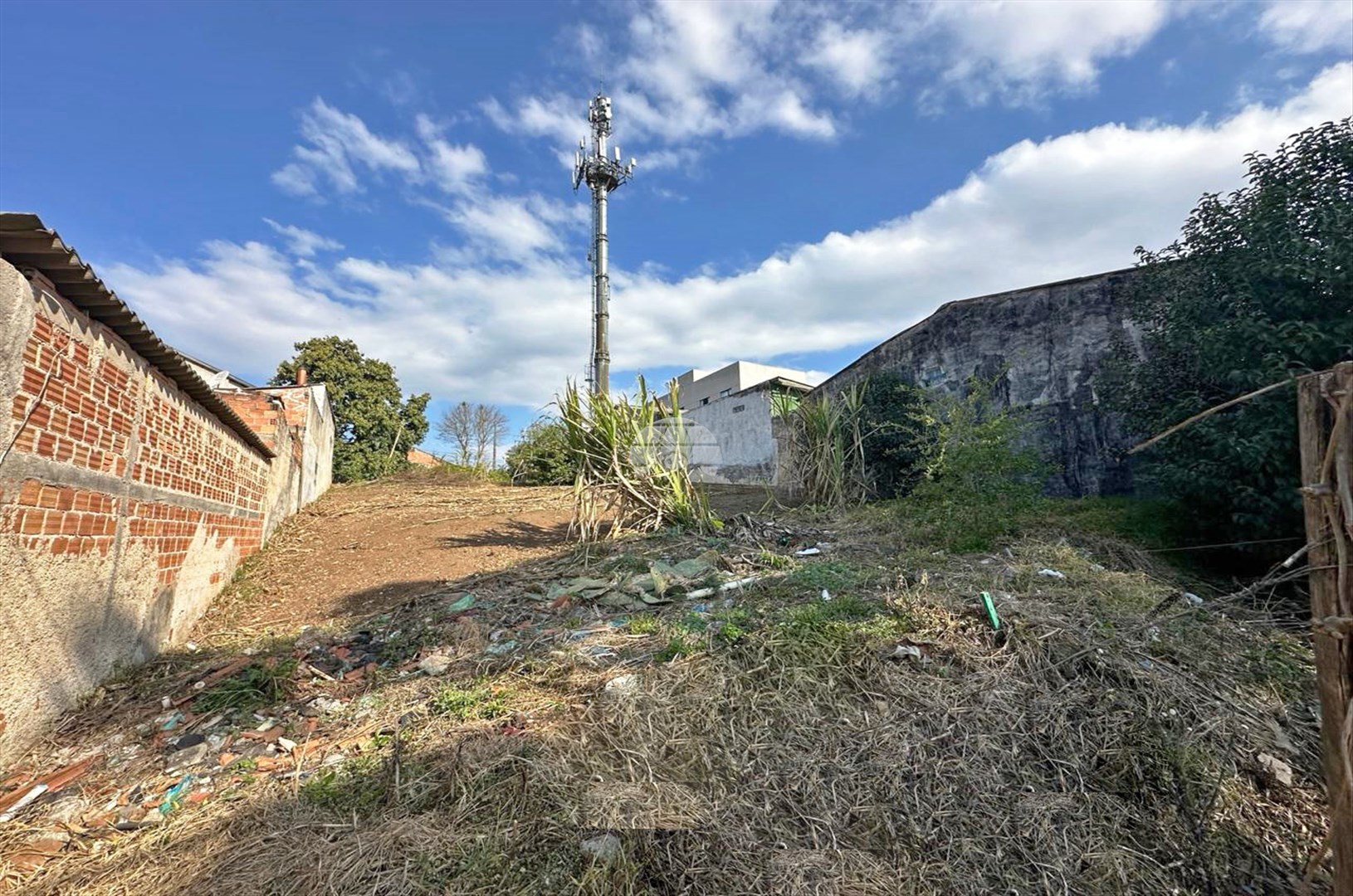 Terreno/Área para alugar em Jardim Bandeirantes, Colombo — Portal Chave Fácil