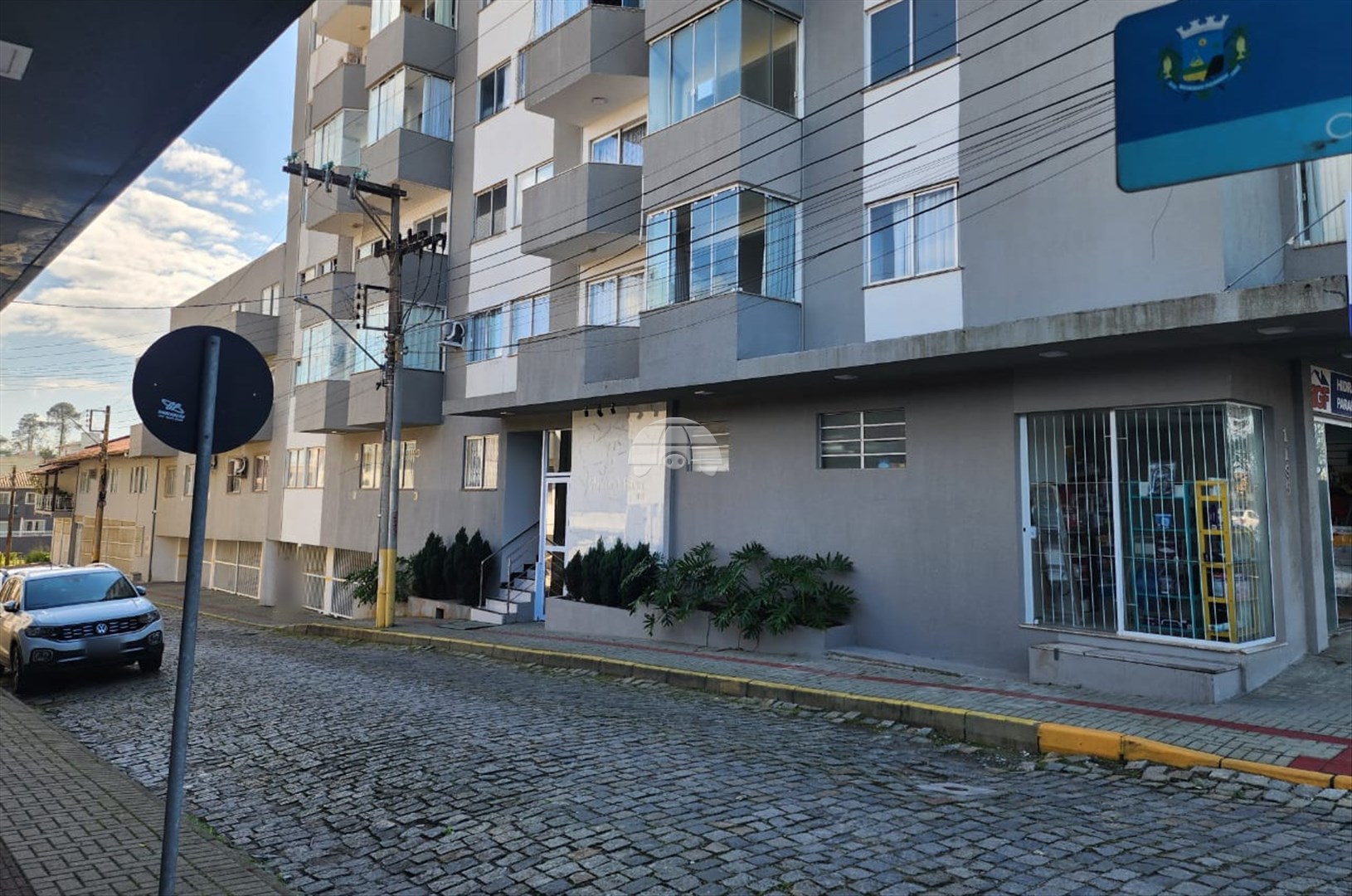 Apartamento à venda em Centro, Piçarras — Portal Chave Fácil