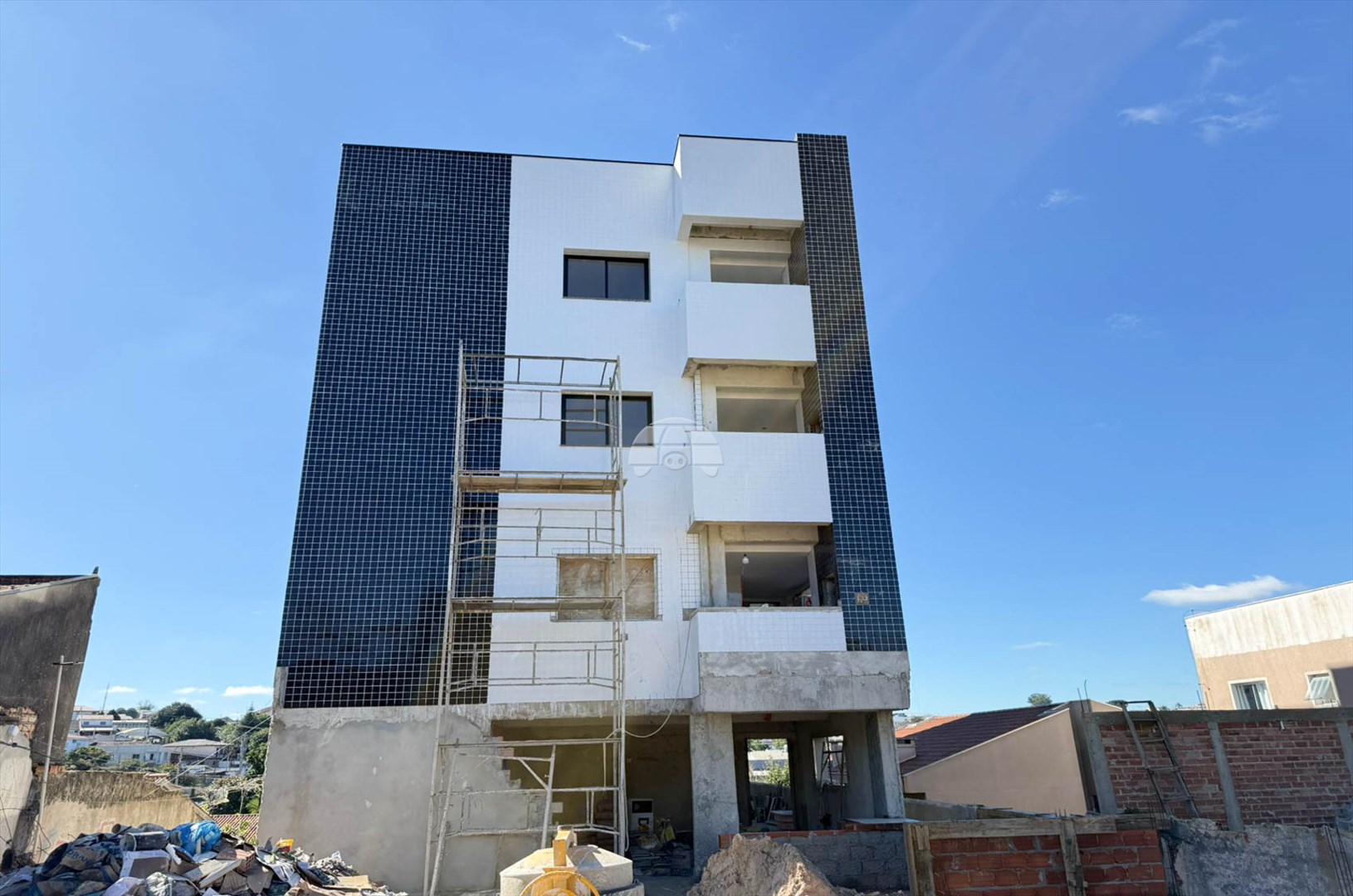 Apartamento à venda em Vila Alto Da Cruz, Colombo — Portal Chave Fácil