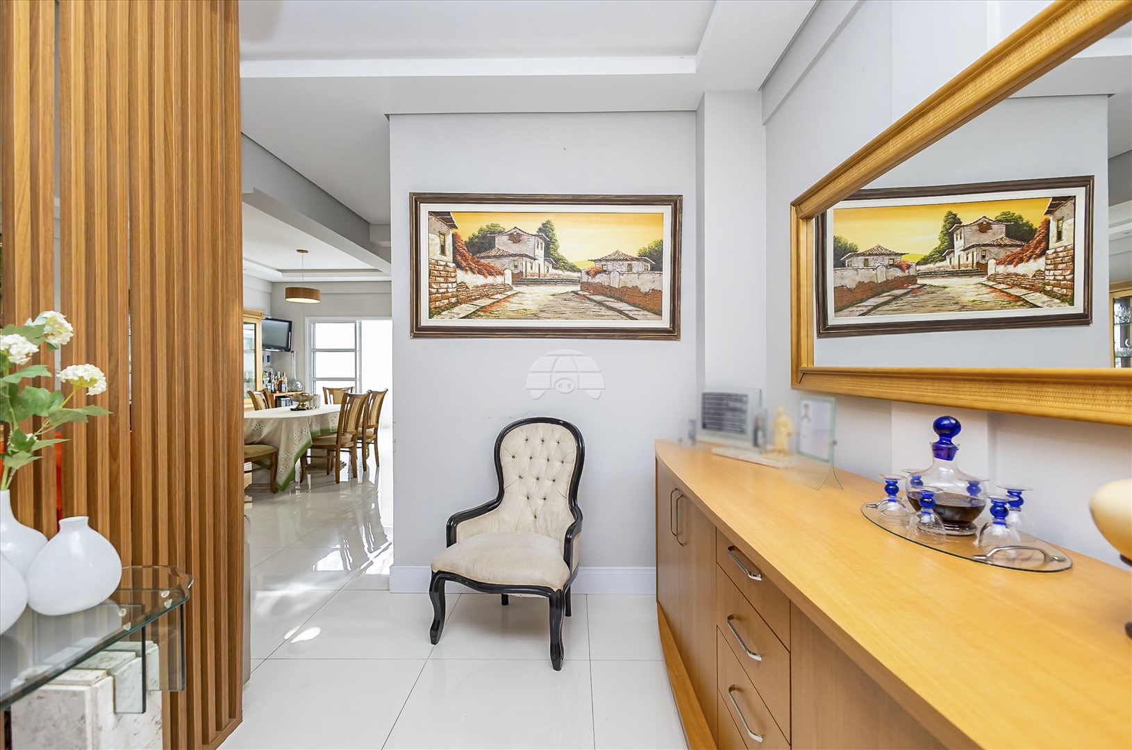 Casa Residencial para Venda no Bairro Portão ref. 221275 (8 / 10)