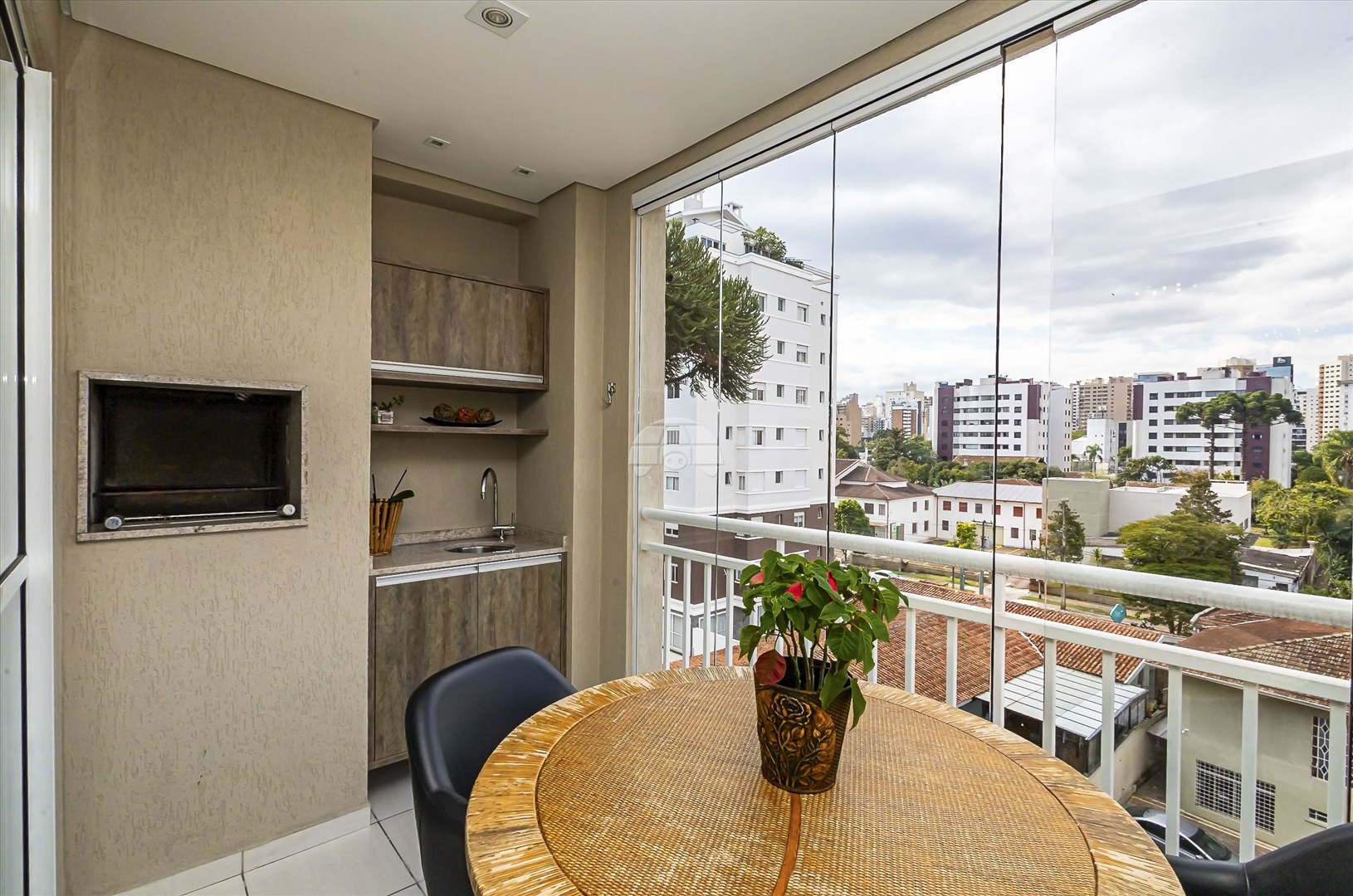 Apartamento à venda em Vila Izabel, Curitiba — Portal Chave Fácil