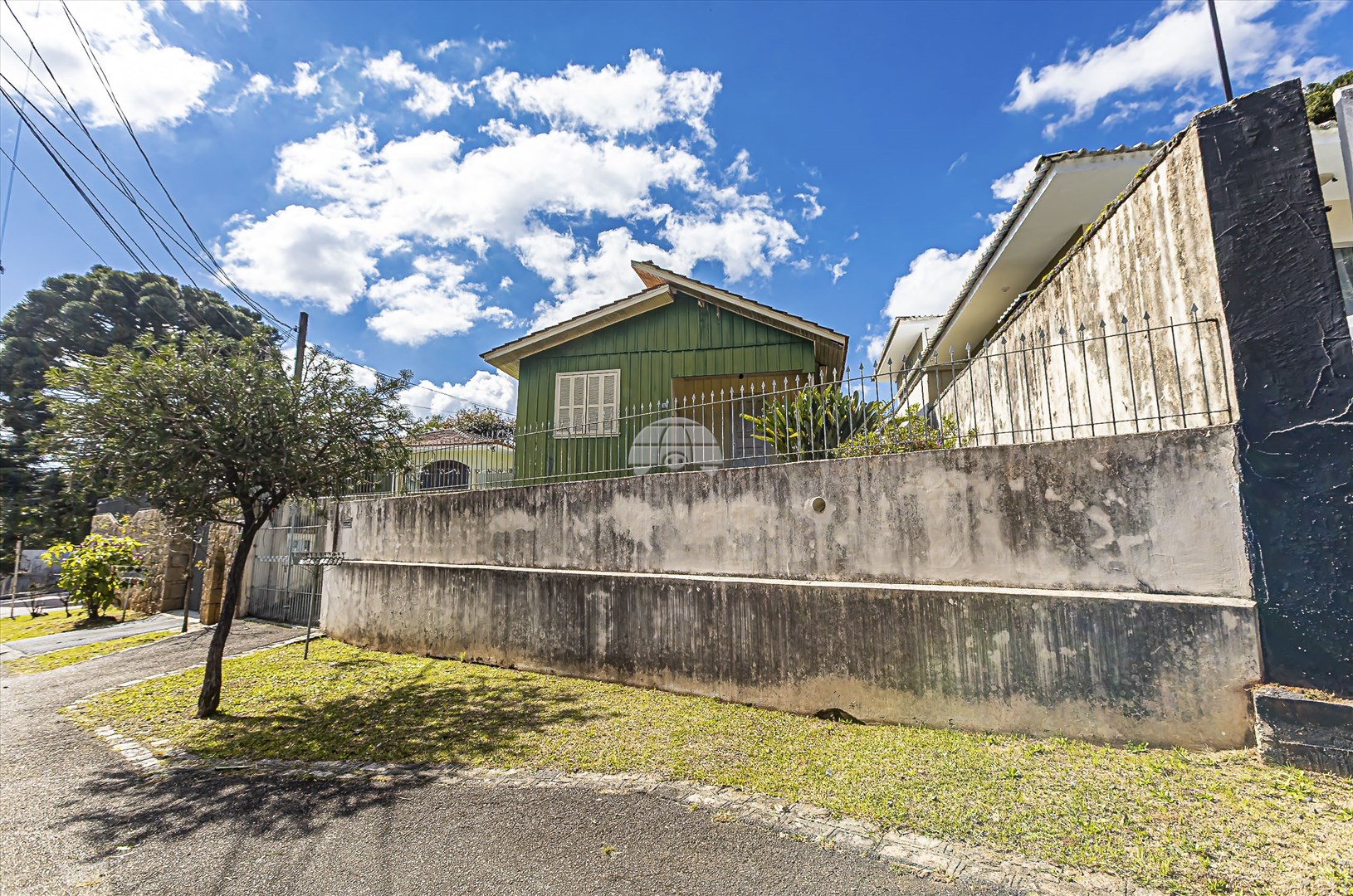 Terreno/Área à venda em São Lourenço, Curitiba — Portal Chave Fácil